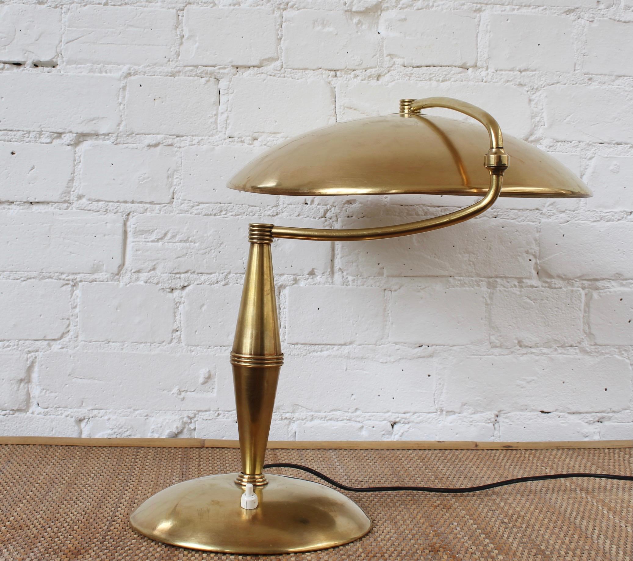 Mid-Century Modern Italian Vintage Brass Table Lamp with Swivel Arm 'circa 1950s' For Sale