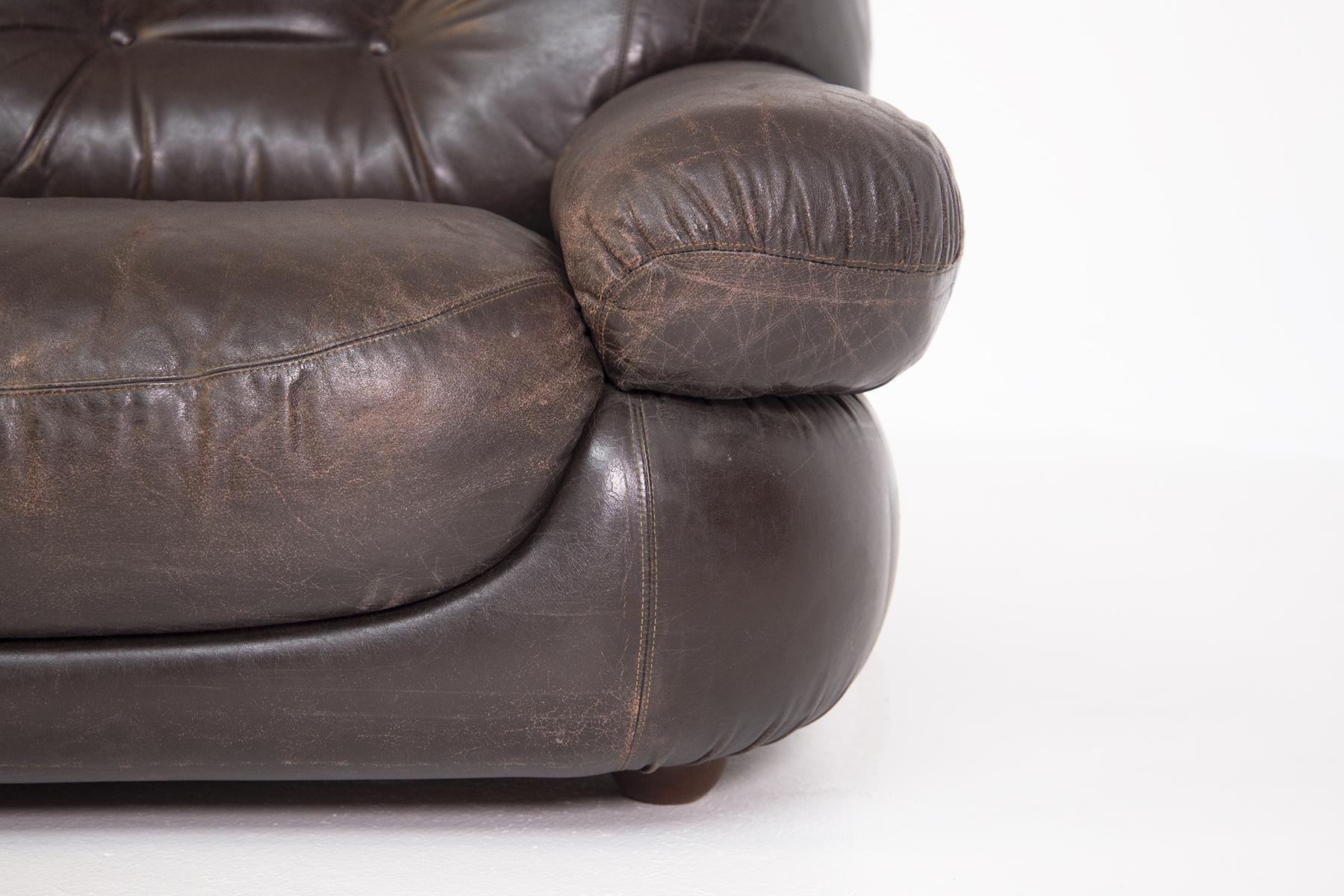 Mid-Century Modern Italian Vintage Brown Leather Two Seater Sofa, Original Fabric