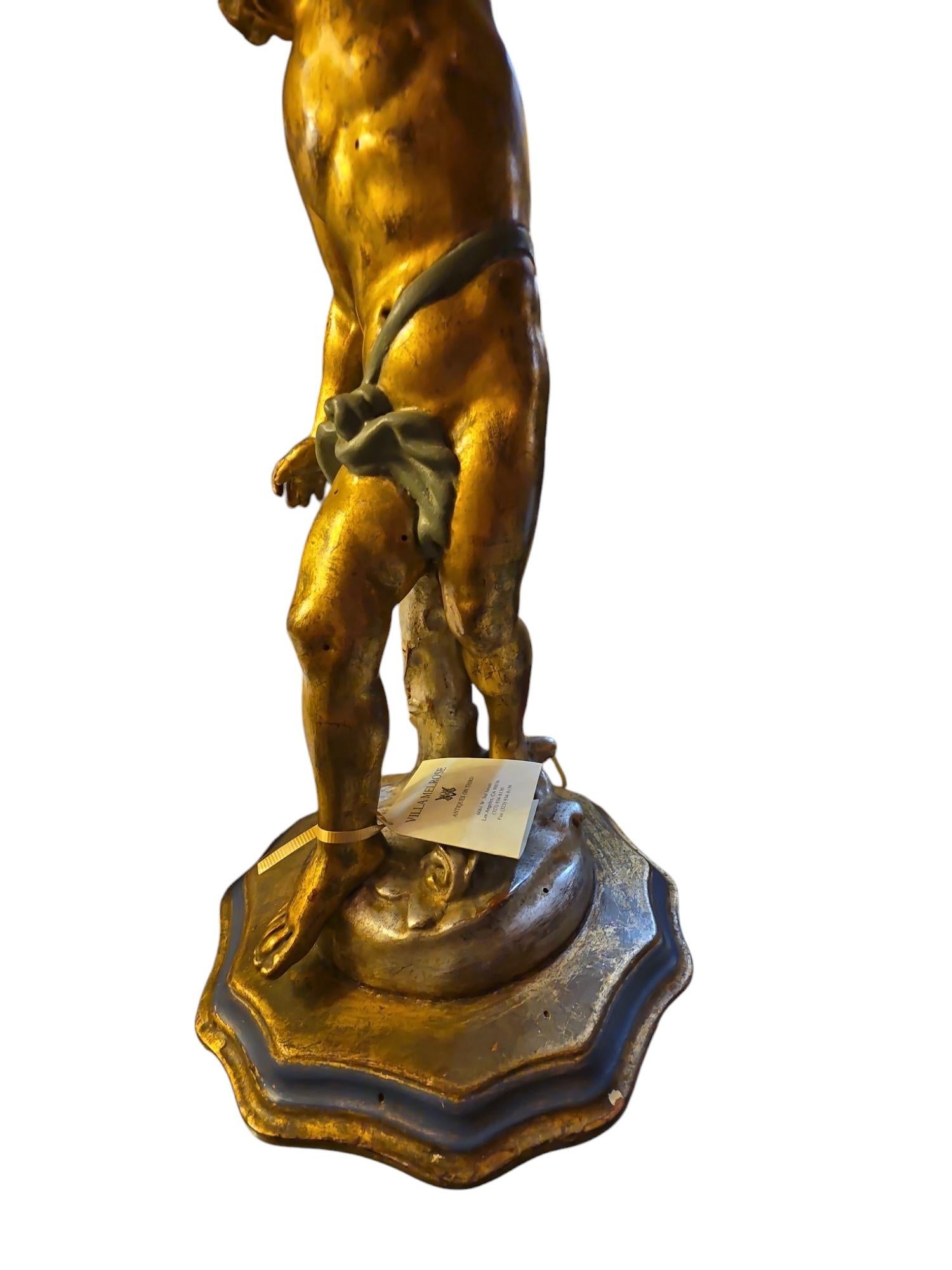 Bois Lampe italienne Putti vintage en bois sculpté, 20ème siècle en vente