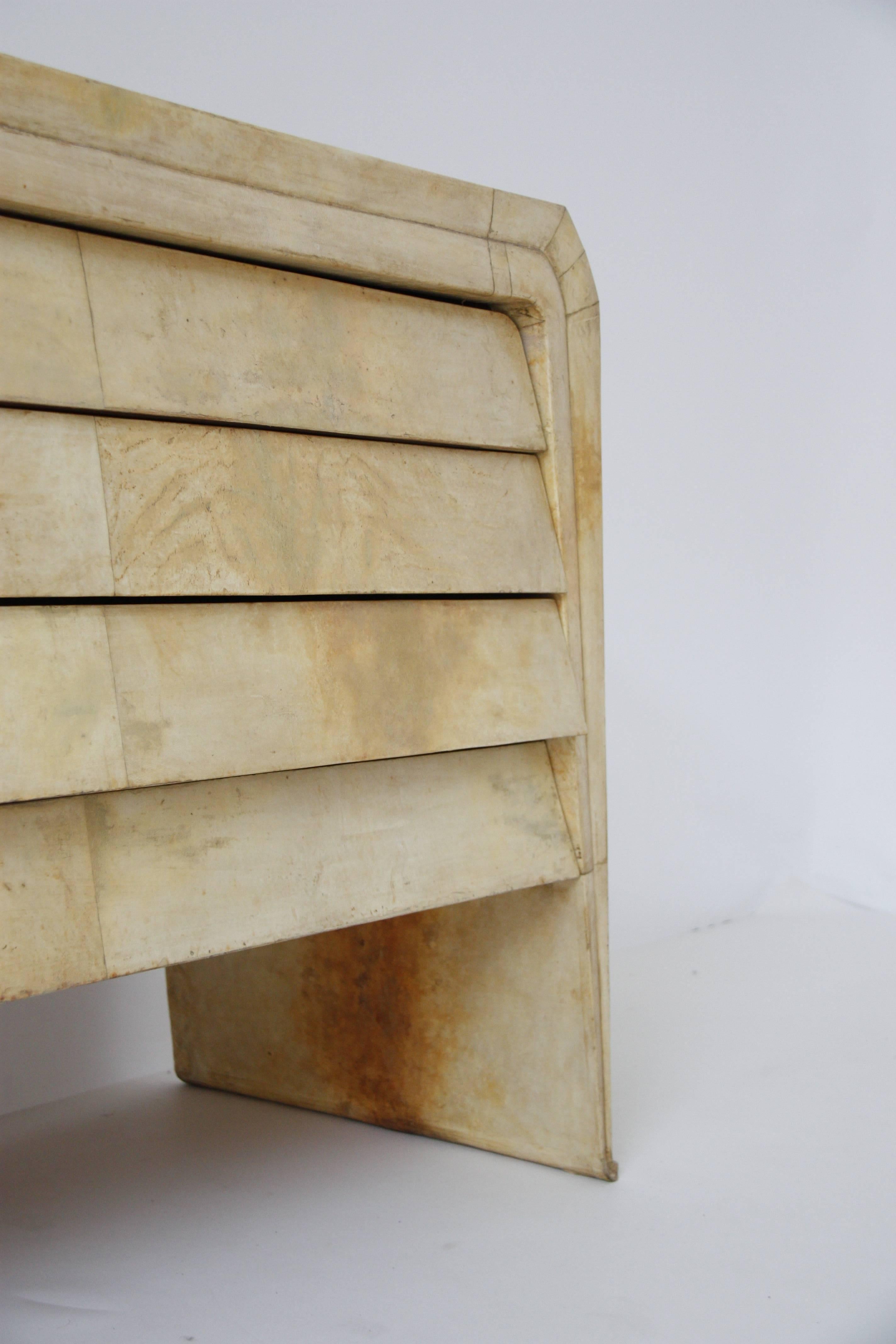 Mid-Century Modern Italian Vintage Chest of Drawers in Vellum by Valzania, 1940 For Sale