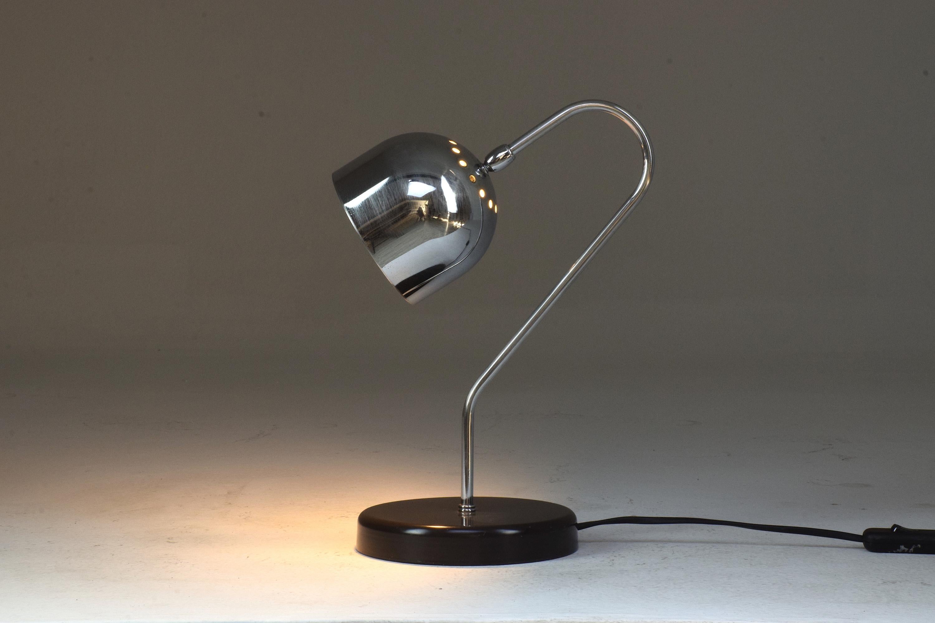 A 20th century Italian vintage tubular chrome table or desk lamp circa 1960s.


We are an exhibition space and an online destination established by Jonathan Amar Studio. All our pieces are fully restored at our atelier and we only offer items that
