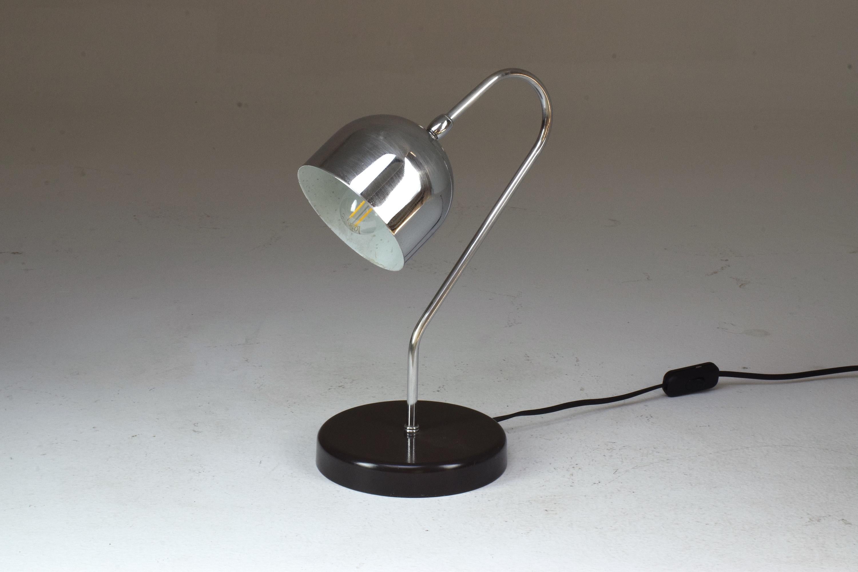 Mid-Century Modern Italian Vintage Chrome Lamp, 1960s For Sale