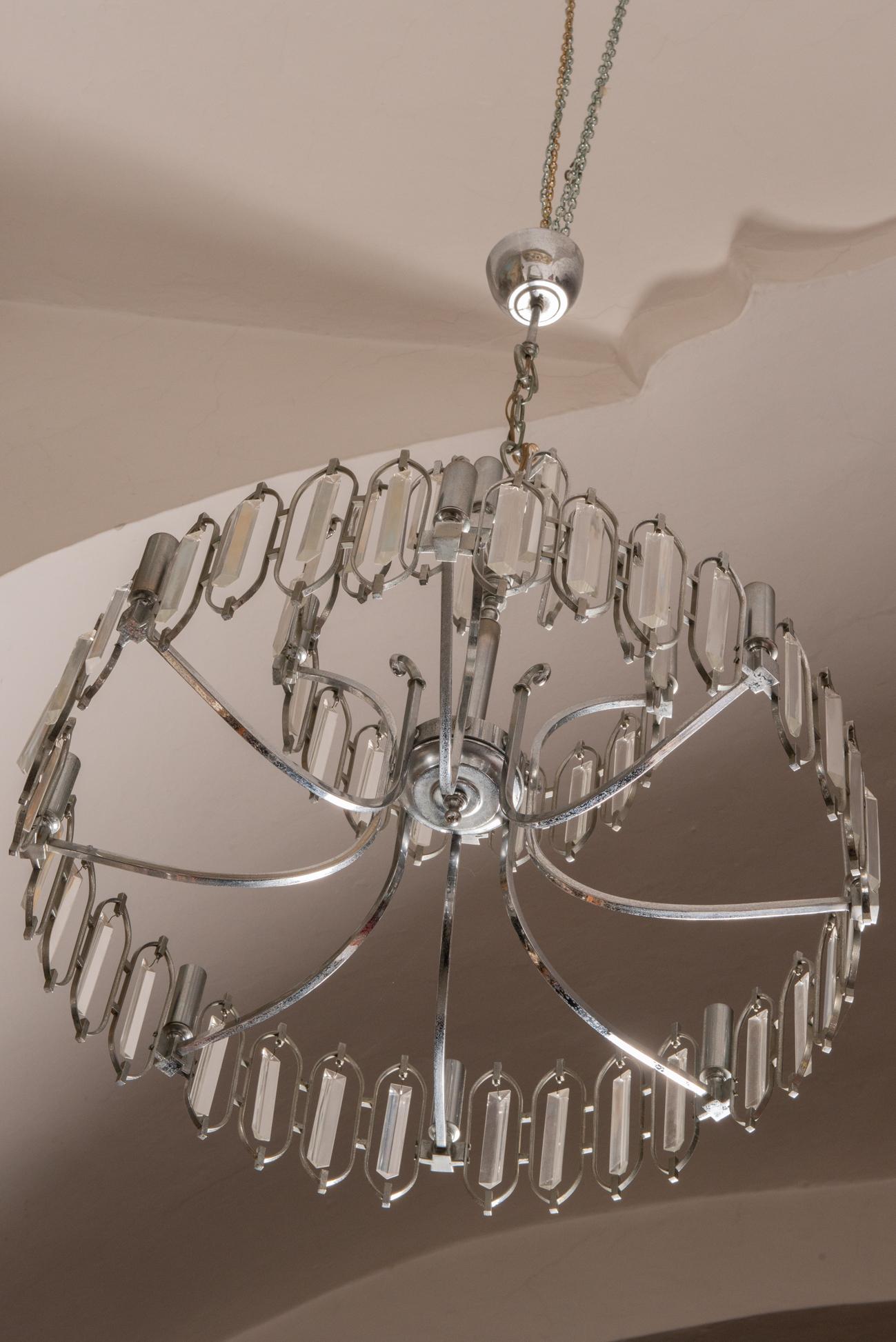 Italian Vintage Crystal Chandelier For Sale 2