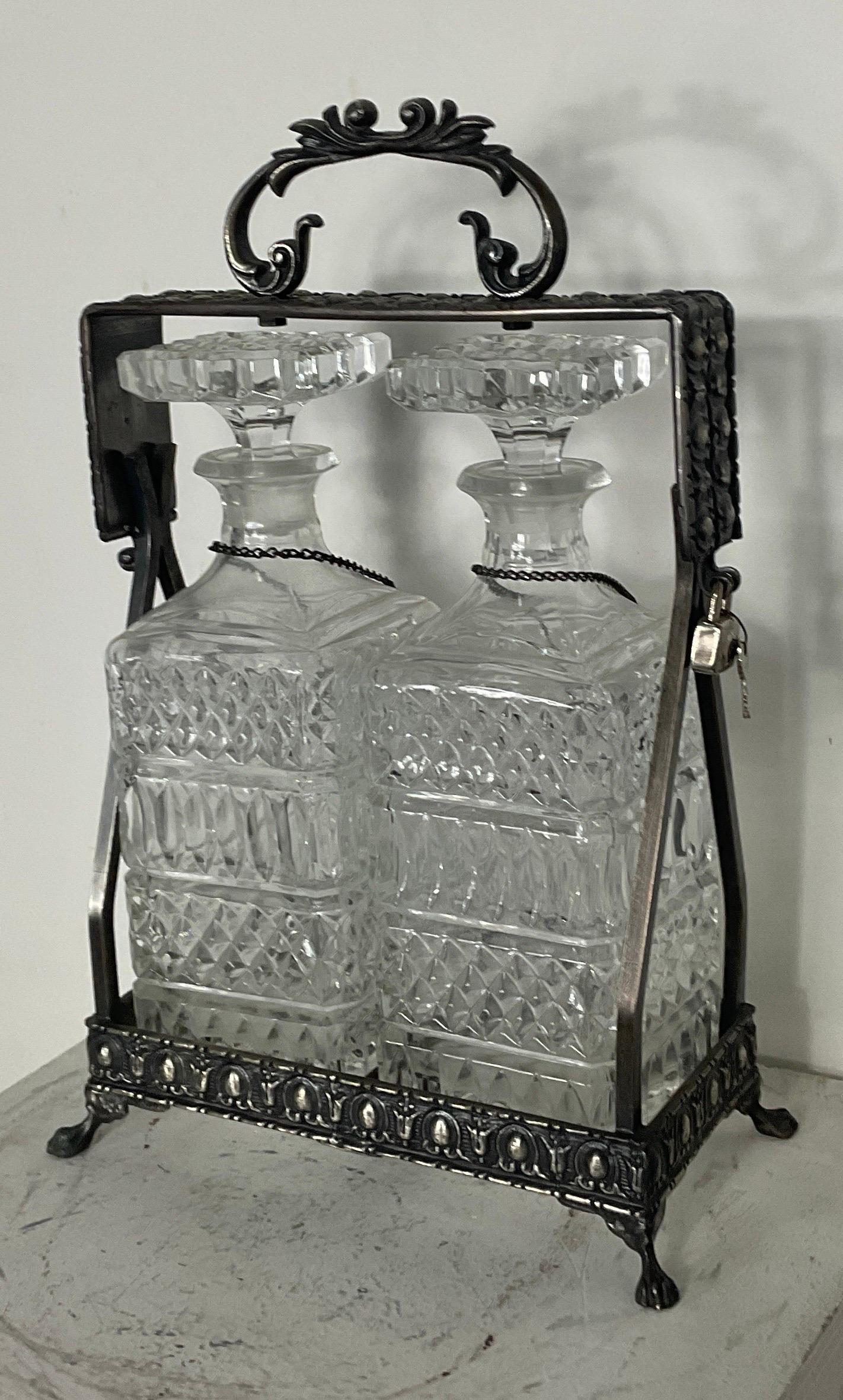 Set di decanter in cristallo italiano vintage in vendita 3