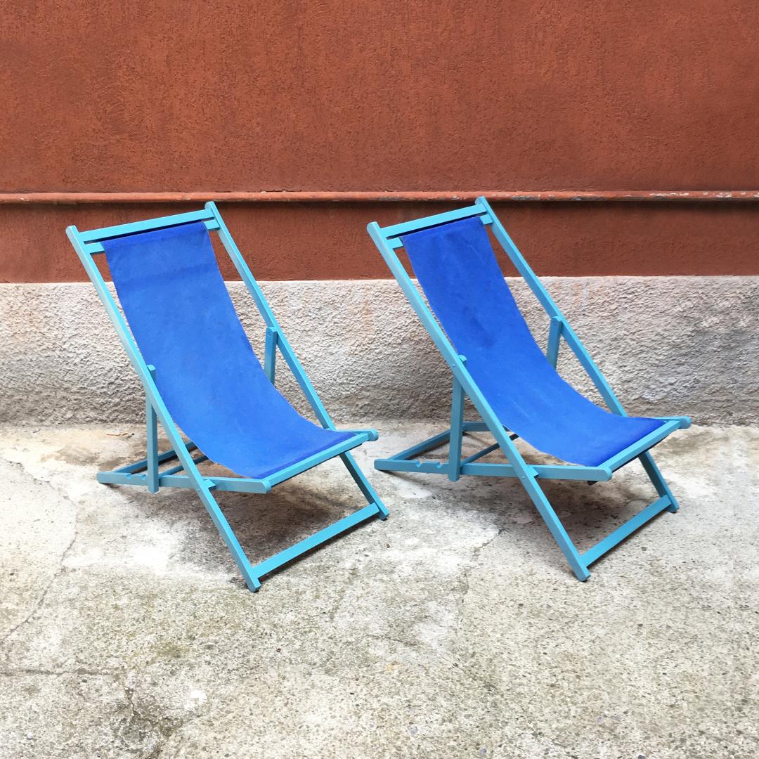 Italian vintage deckchair in light-blue wooden structure and blue fabric, 1960s
Fabric on the seat presents some halos, despite of hygenization already done.
Structure entirely restored and good conditions.
Measures: 94 x 100 x 56 H cm
Variable