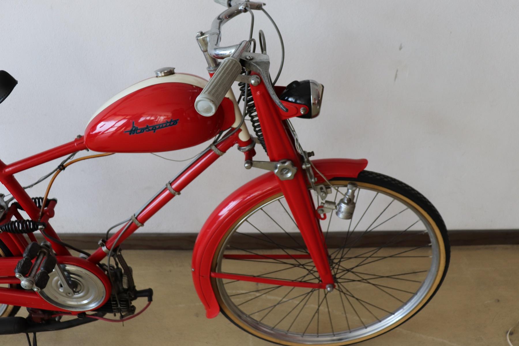 Italian Vintage Garelli Mosquito Collectible Motorcycle in Color Red, 1950s 4