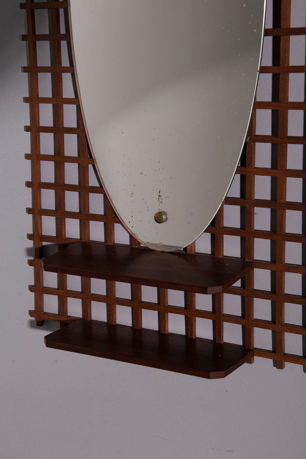 Italian vintage geometric mirror with shelf In Good Condition For Sale In Milano, IT