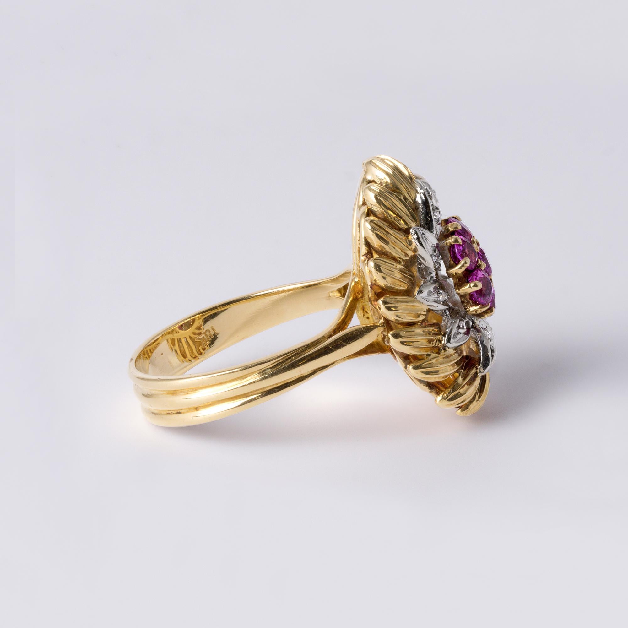 Italian Vintage Gold Pink Sapphire & Diamond Ring  18K Two-Tone Gold  Size 7.2 In Excellent Condition For Sale In Los Angeles, CA