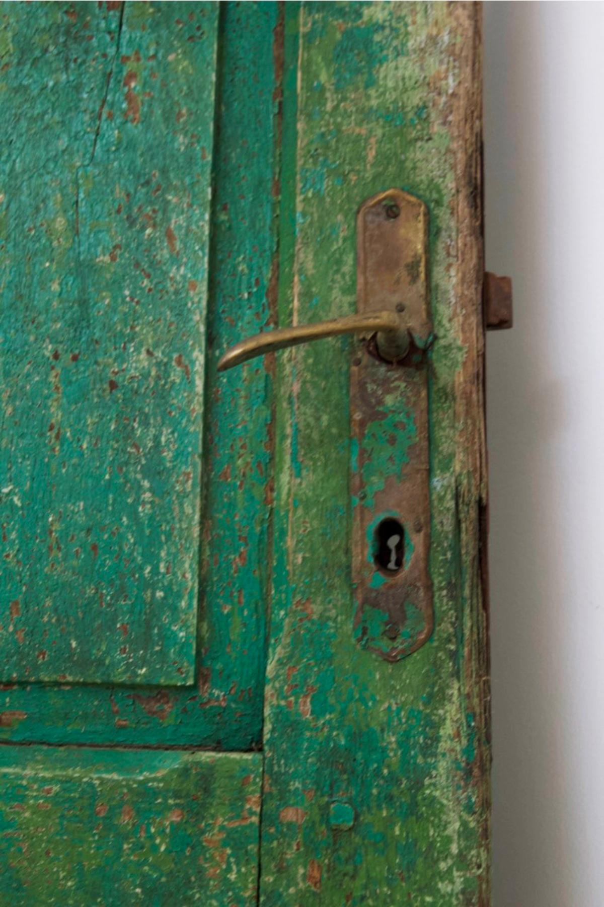Italienische Vintage-Tür aus grünem Holz von Capri im Angebot 1
