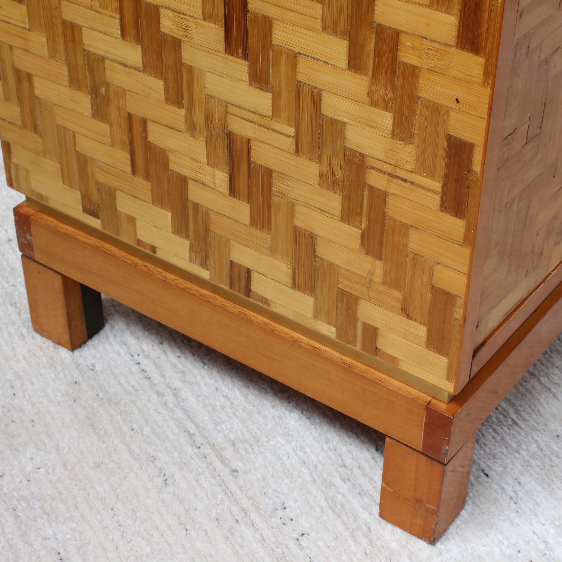 Italian Vintage Lacquered Bamboo Marquetry Credenza (circa 1970s) For Sale 6