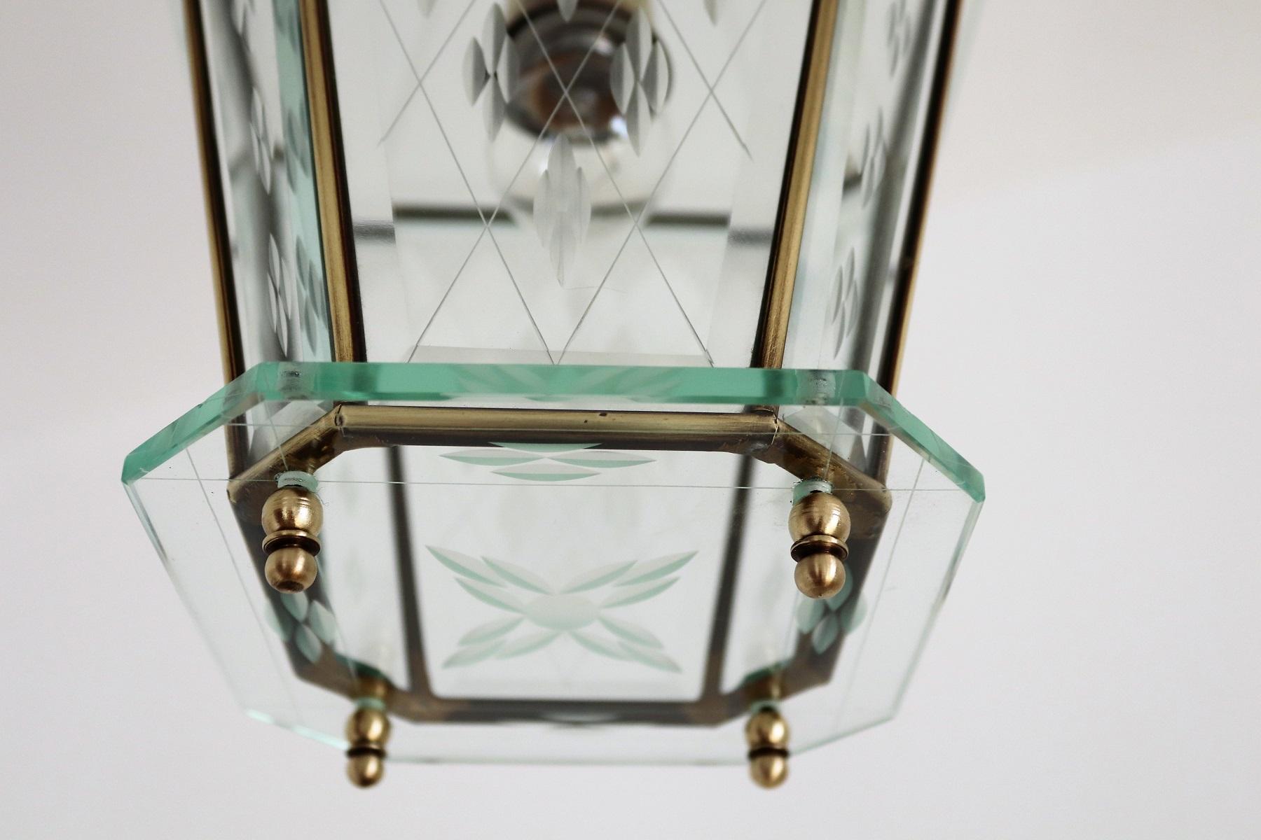 Italian Vintage Lantern in Crystal Cut Glass and Brass, 1950s For Sale 10