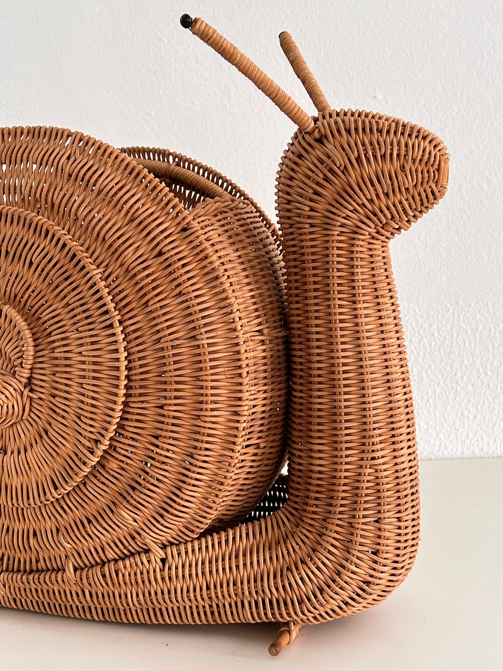 Italian Vintage Large Rattan Snail Basket, 1980s 2