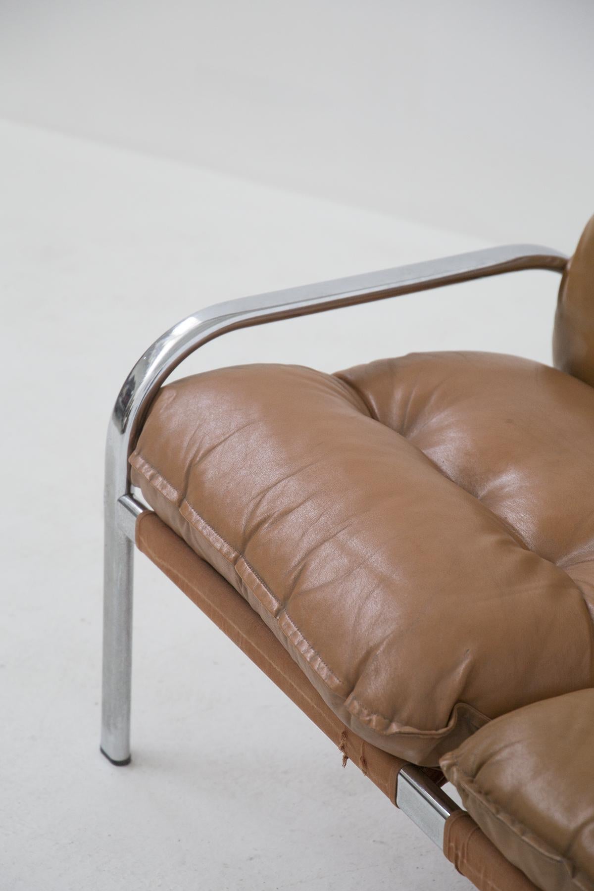 Mid-Century Modern Space Age Leather and Steel Sofa att. to Gae Aulenti For Sale