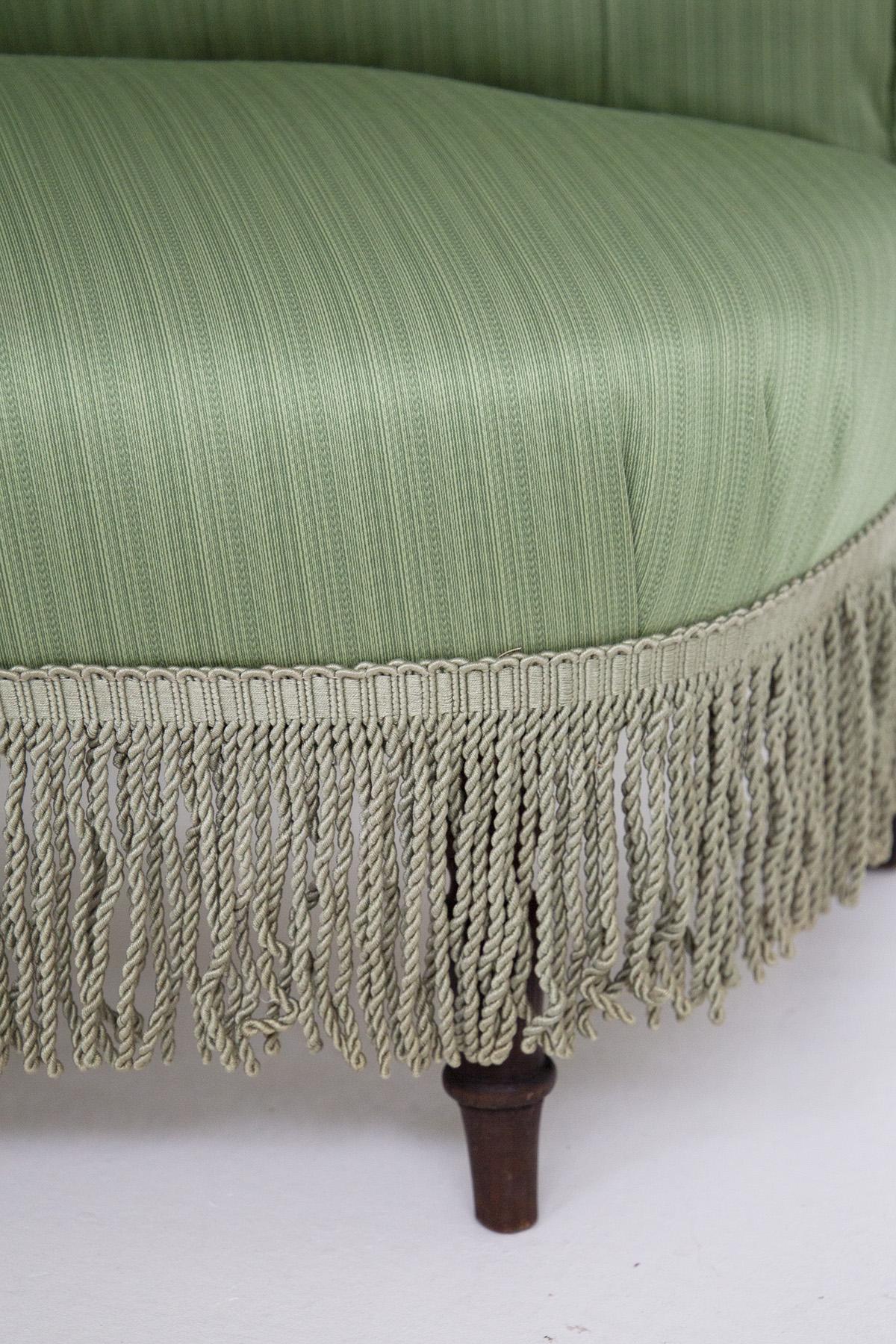 Mid-20th Century Italian Vintage Luxury Sofa in Wood and Green Silk Satin For Sale
