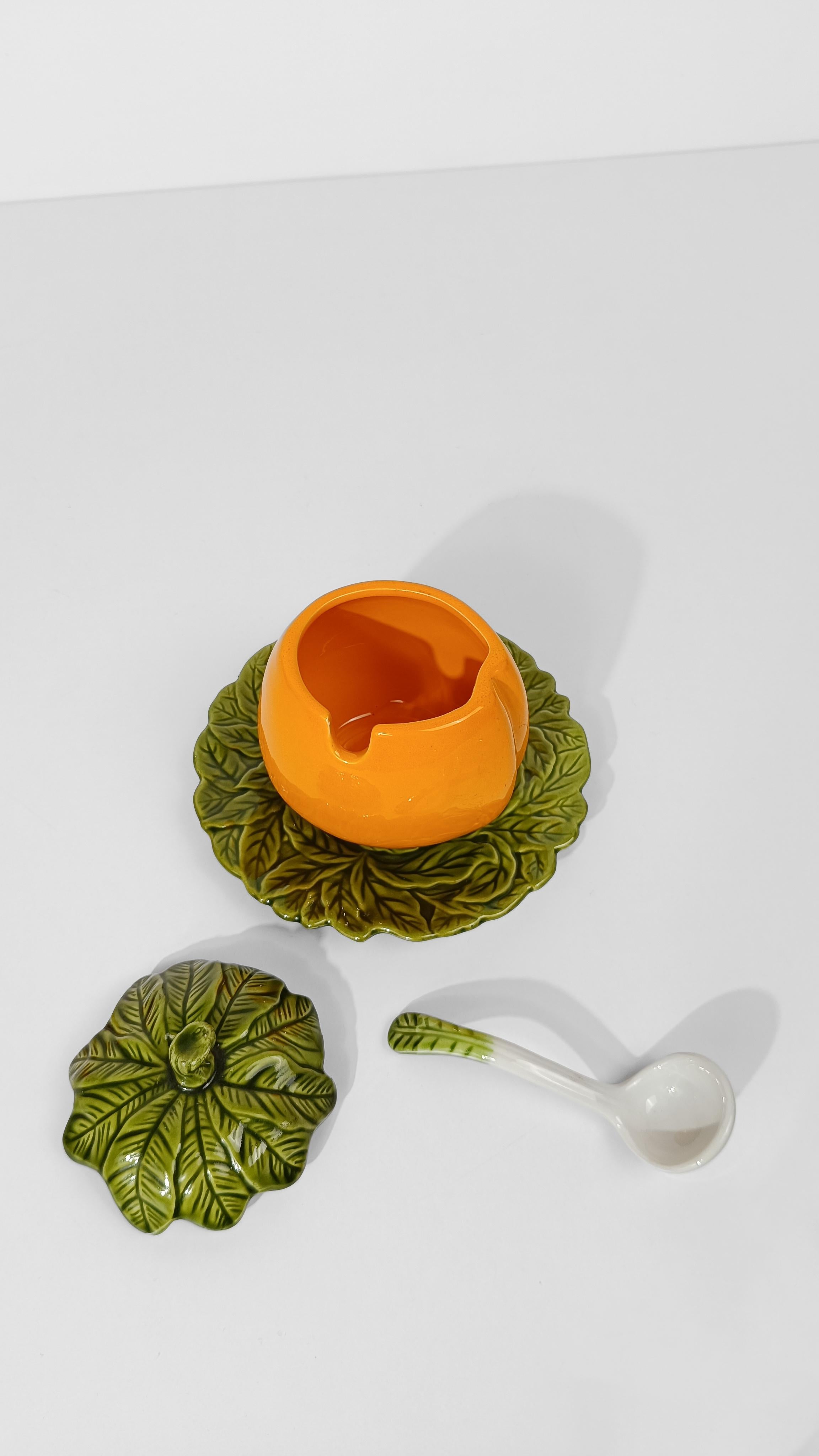Italian Vintage Majolica Sugar Bowl in the shape of a Pepper by Italica ARS For Sale 1