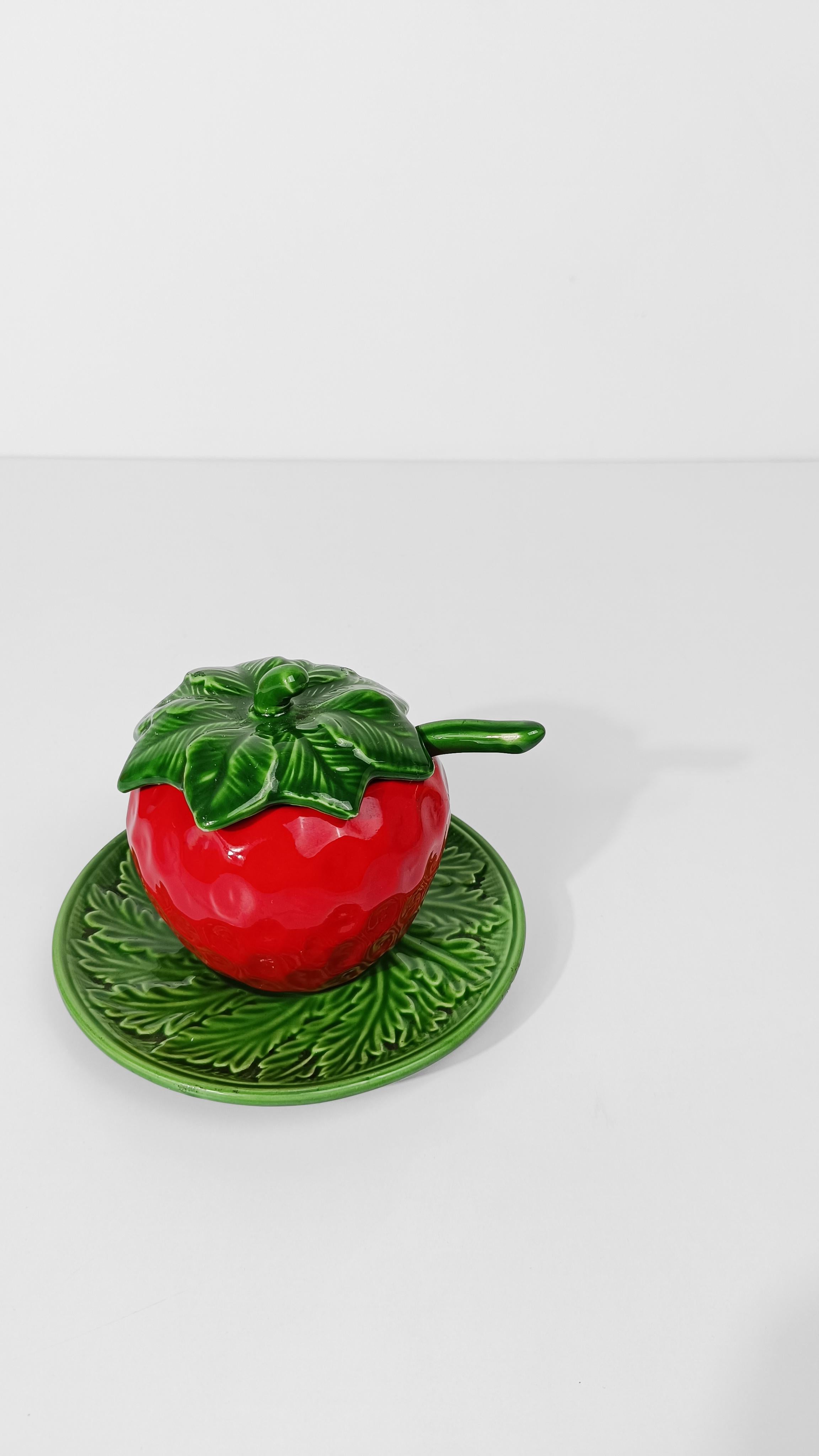 Zuccheriera in maiolica d'epoca a forma di fragola di Italica Ars in vendita 5