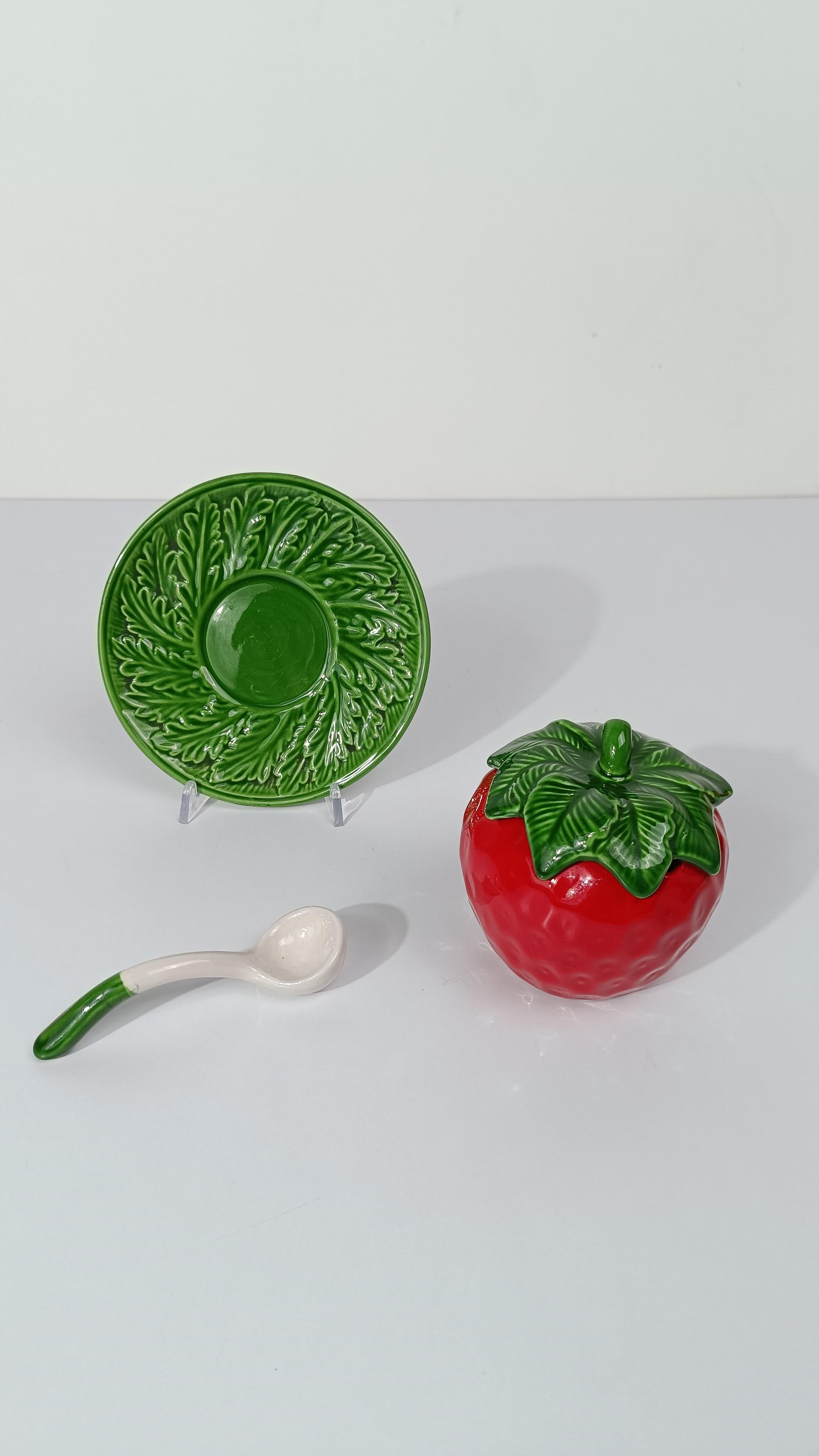 Zuccheriera in maiolica d'epoca a forma di fragola di Italica Ars in vendita 2
