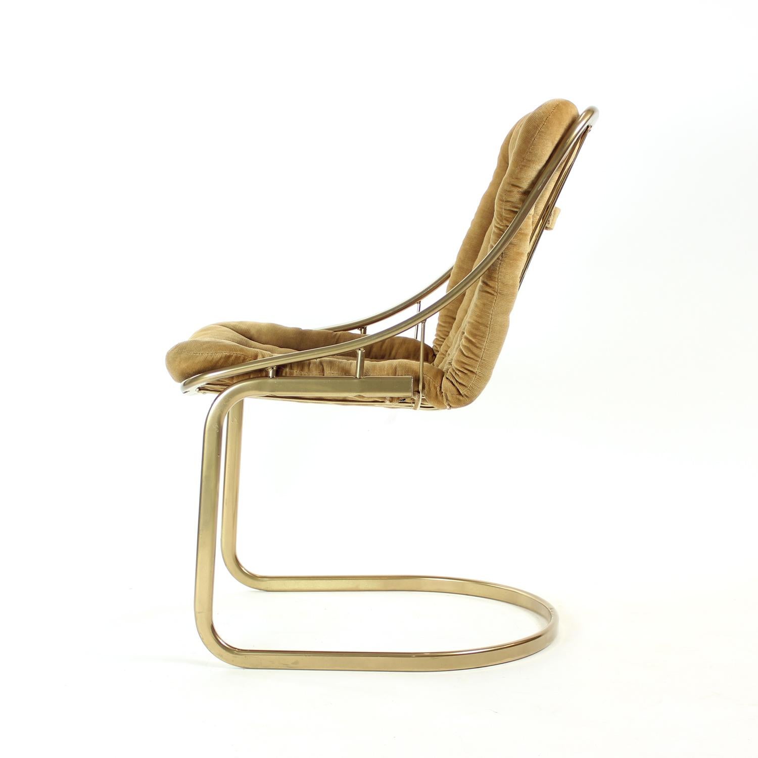 Italienische Vintage-Metallstühle in Gold, Italien, 1970er Jahre im Zustand „Gut“ im Angebot in Zohor, SK