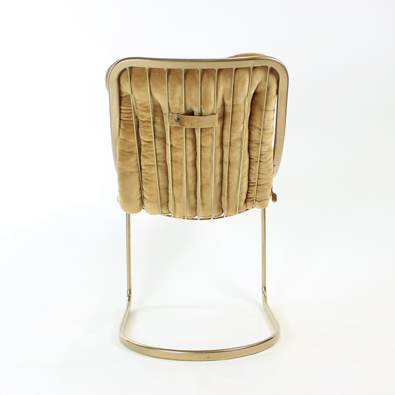 Italienische Vintage-Metallstühle in Gold, Italien, 1970er Jahre (Stahl) im Angebot