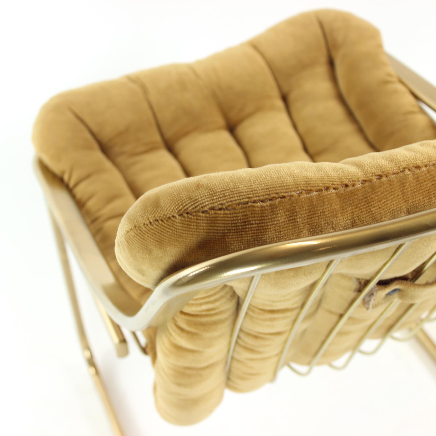 Italienische Vintage-Metallstühle in Gold, Italien, 1970er Jahre im Angebot 3