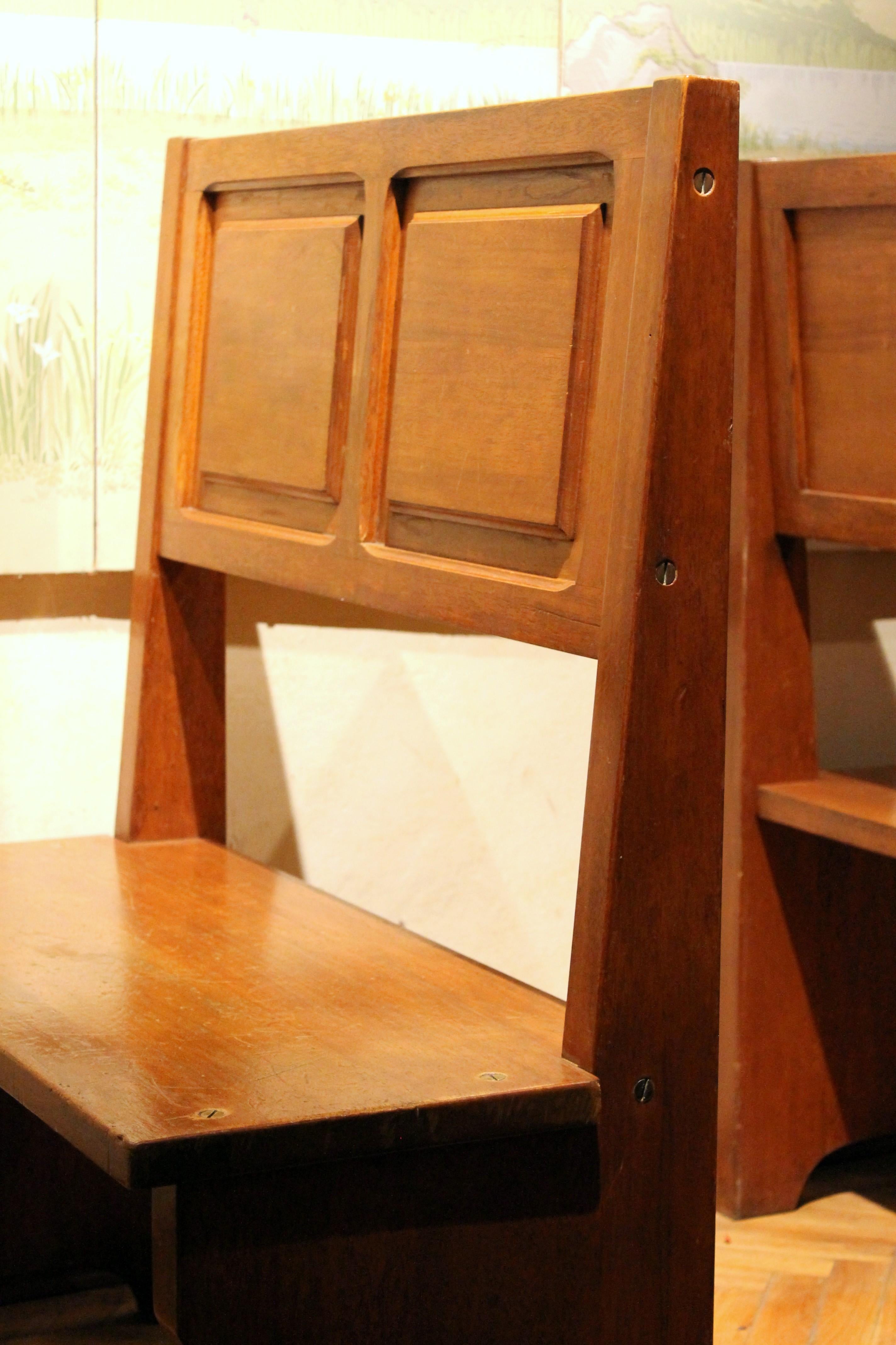 Italienische Vintage Modernist Brutalist Stil Massivholz hohe Rückenlehne Settee Bänke im Angebot 9