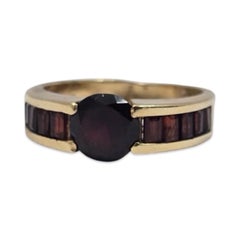 Italian Vintage Modernist Channel 2.30ctw Garnet Ring 14k Gold