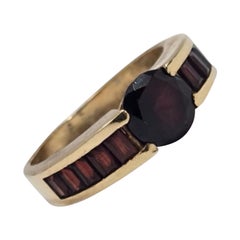 Italian Vintage Modernist Channel 2.30ctw Garnet Ring 14k Gold