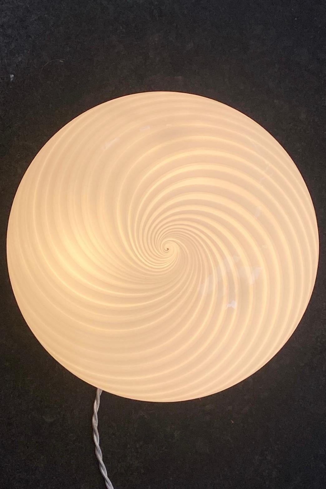Late 20th Century Italian Vintage Murano 1970s Flush Mount Wall Ceiling Lamp in White Swirl Glass For Sale