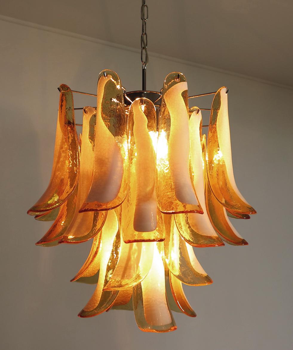 20th Century Italian vintage Murano chandelier - 26 amber glass petals For Sale