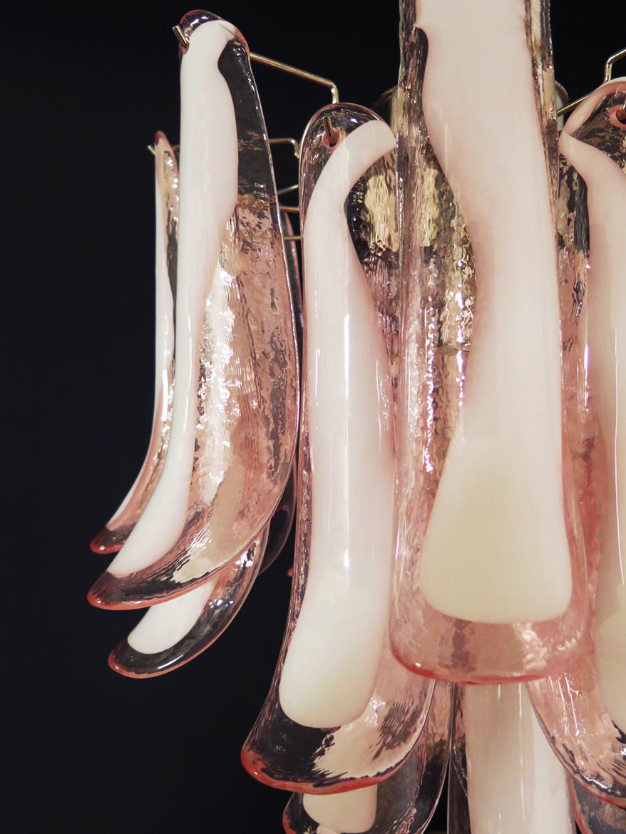 Italian vintage Murano chandelier - 26 pink glass petals For Sale 5
