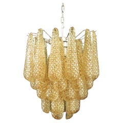 Lampadario Vintage Italian Glass 41 Petali di vetro ambrato a goccia