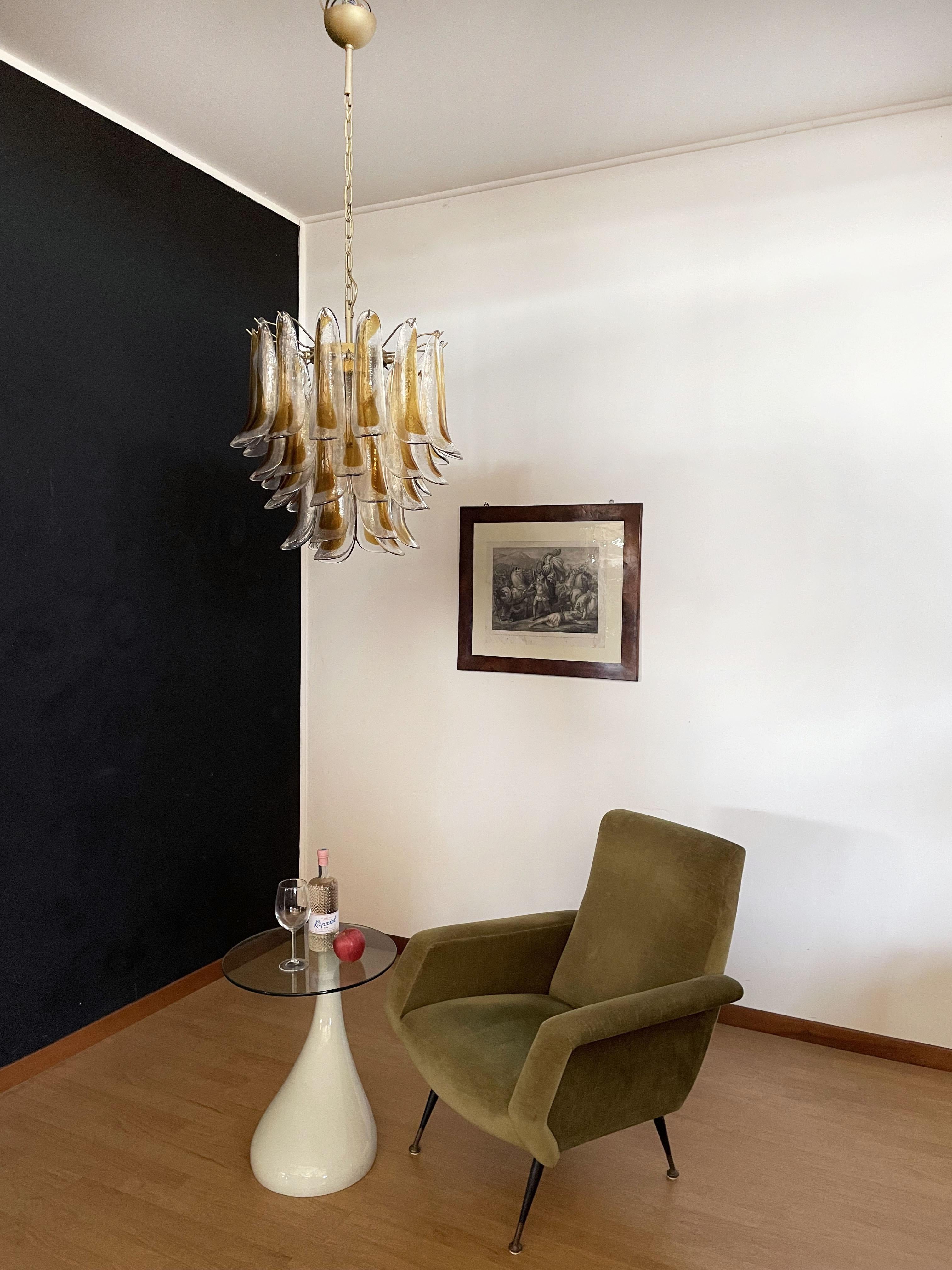 Lampadario Vintage Italian Murano - 41 petali di vetro ambrato 2