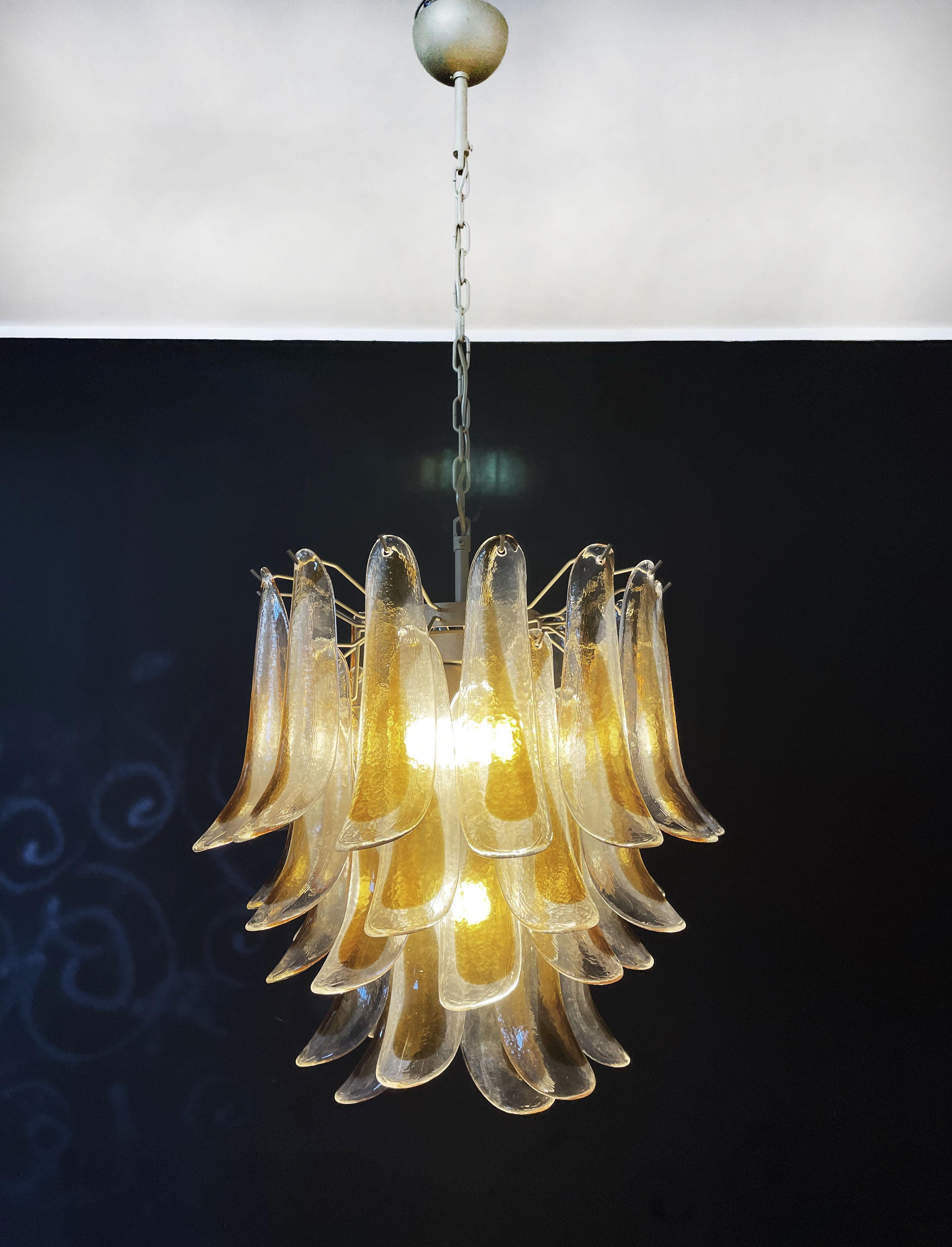 Lampadario Vintage Italian Murano - 41 petali di vetro ambrato 9
