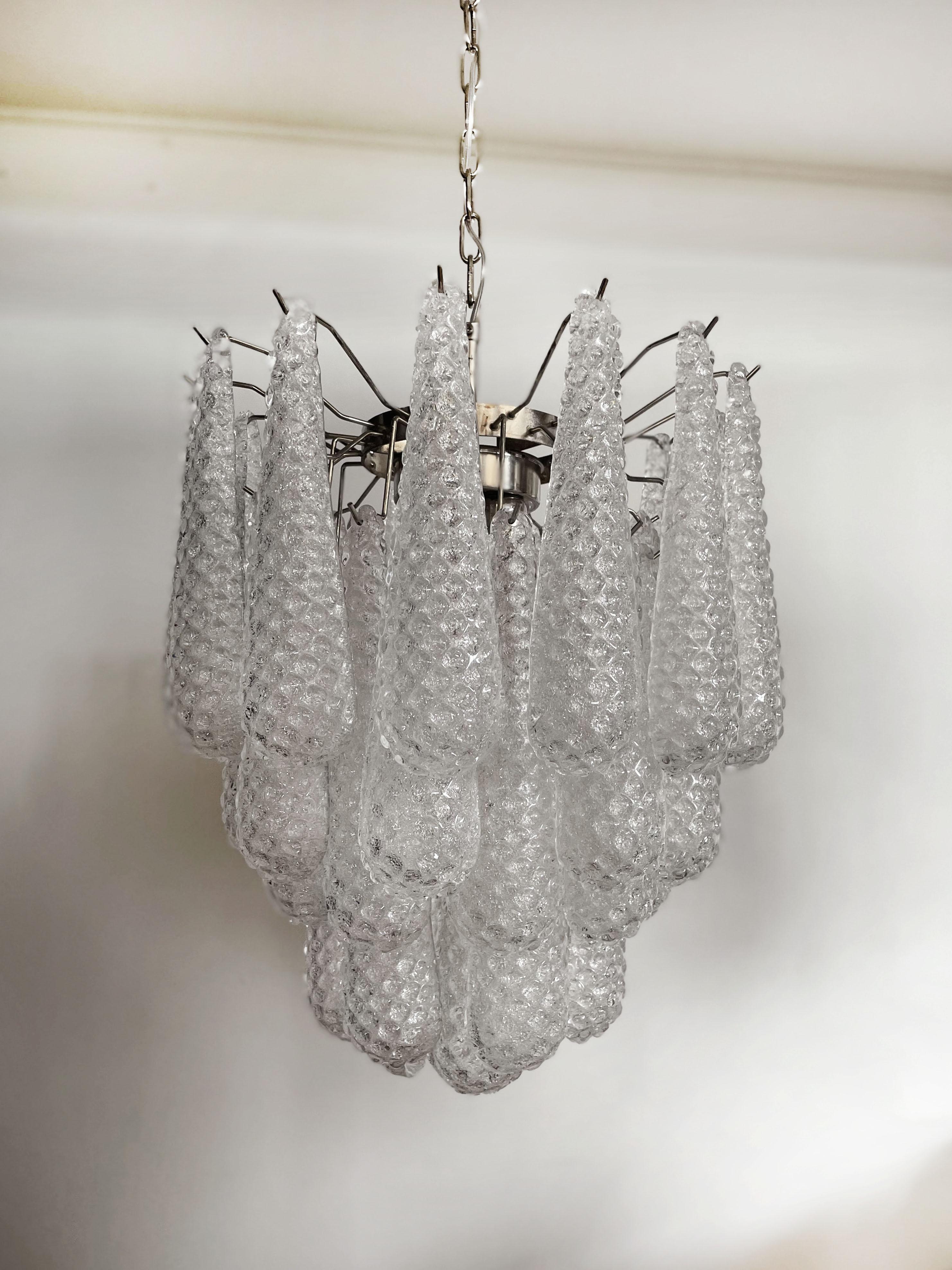 Italienischer Vintage Murano Kronleuchter 41 Glasblütenblätter Tropfen im Angebot 8