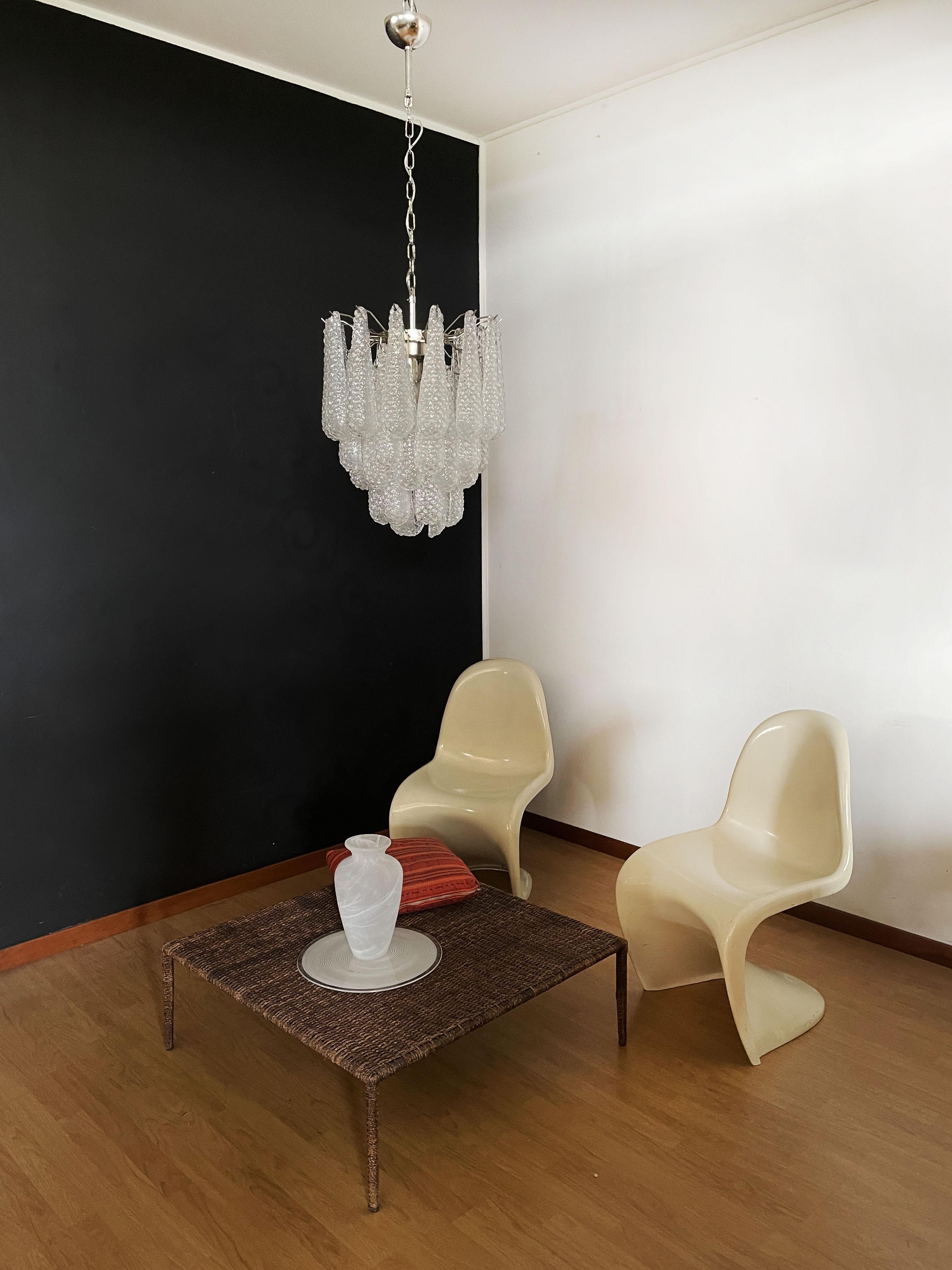 Italienischer Vintage Murano Kronleuchter 41 Glasblütenblätter Tropfen im Zustand „Gut“ im Angebot in Gaiarine Frazione Francenigo (TV), IT