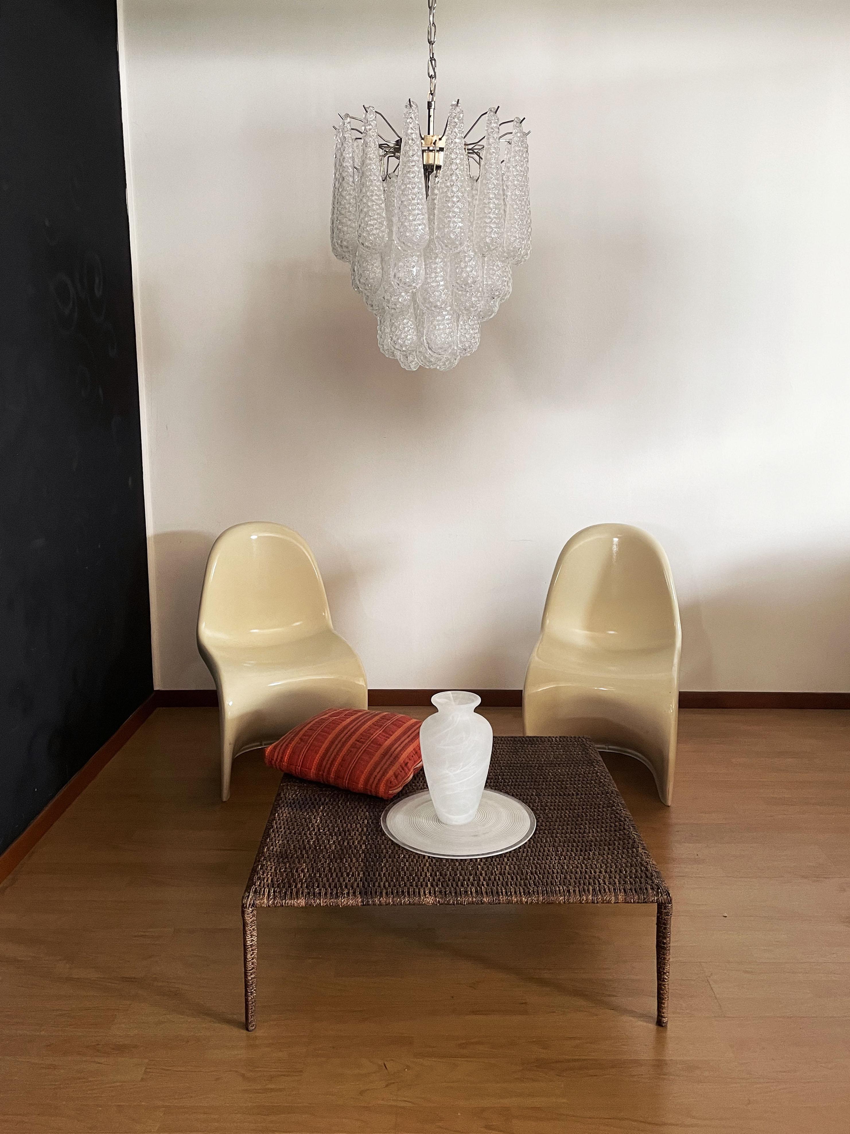 Italienischer Vintage Murano Kronleuchter 41 Glasblütenblätter Tropfen (Glaskunst) im Angebot