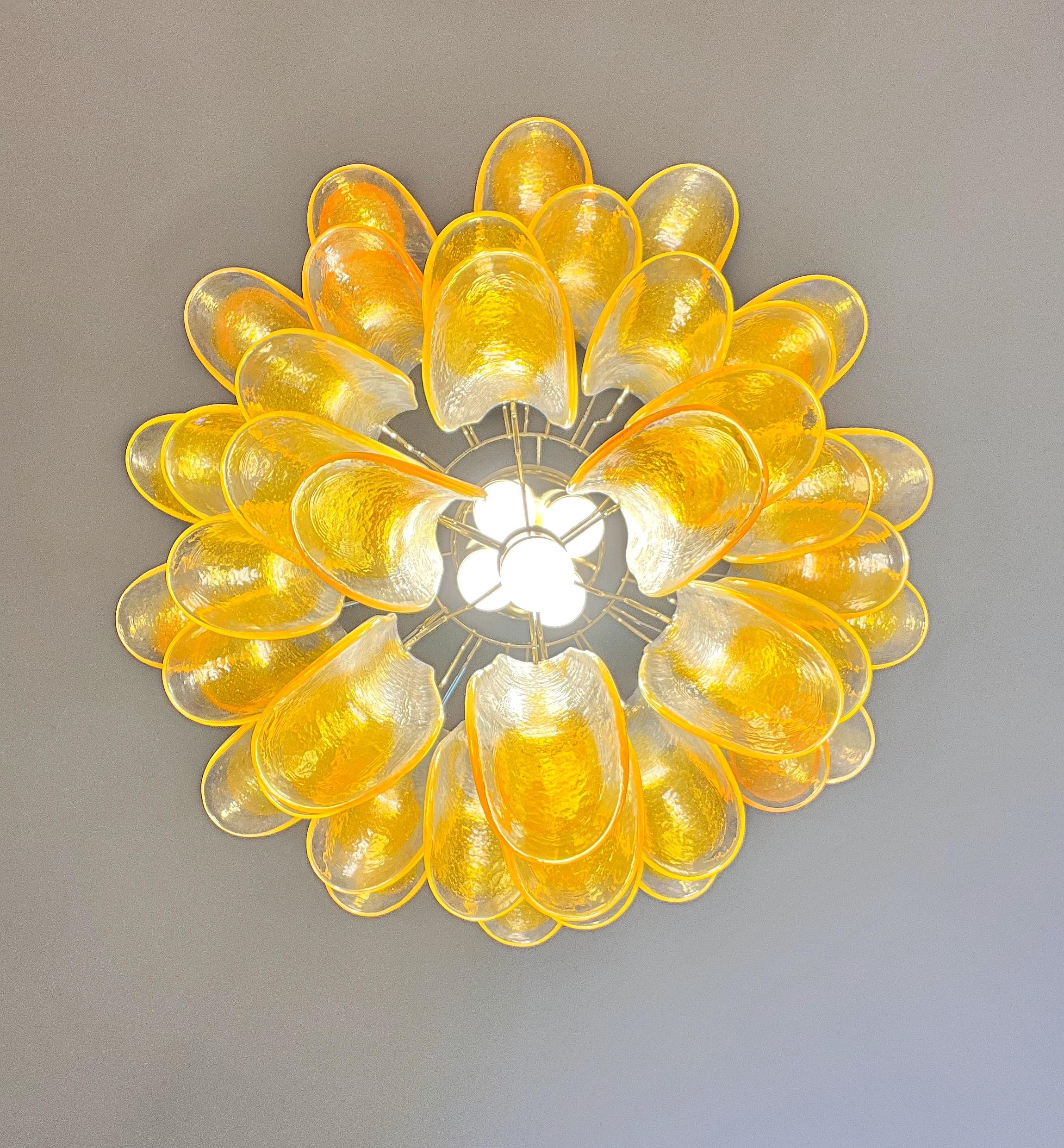 Araña italiana vintage de Murano - 41 copas naranjas. en venta 12