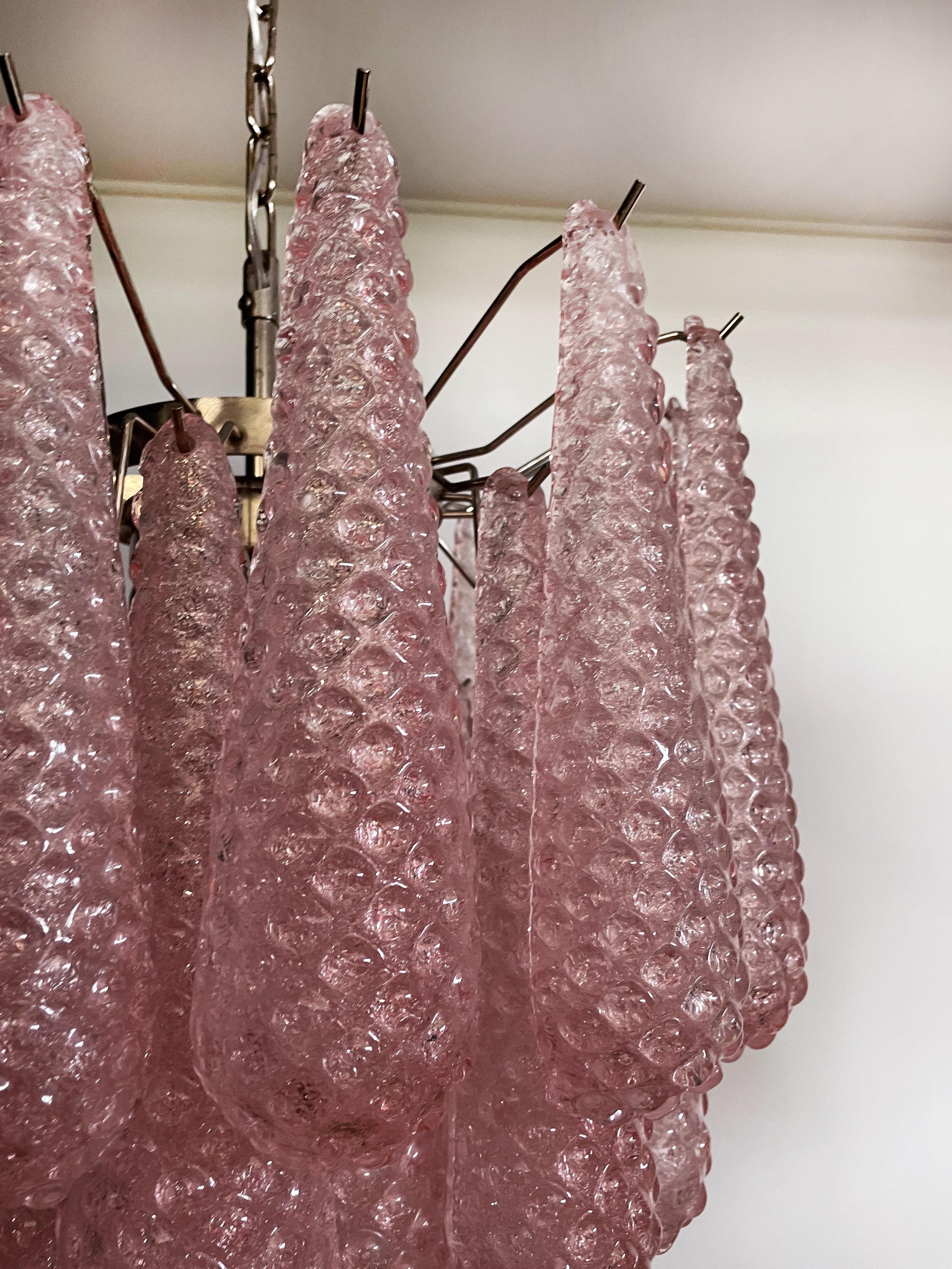 Italian Vintage Murano Chandelier 41 Pink Glass Petals Drop In Good Condition In Gaiarine Frazione Francenigo (TV), IT