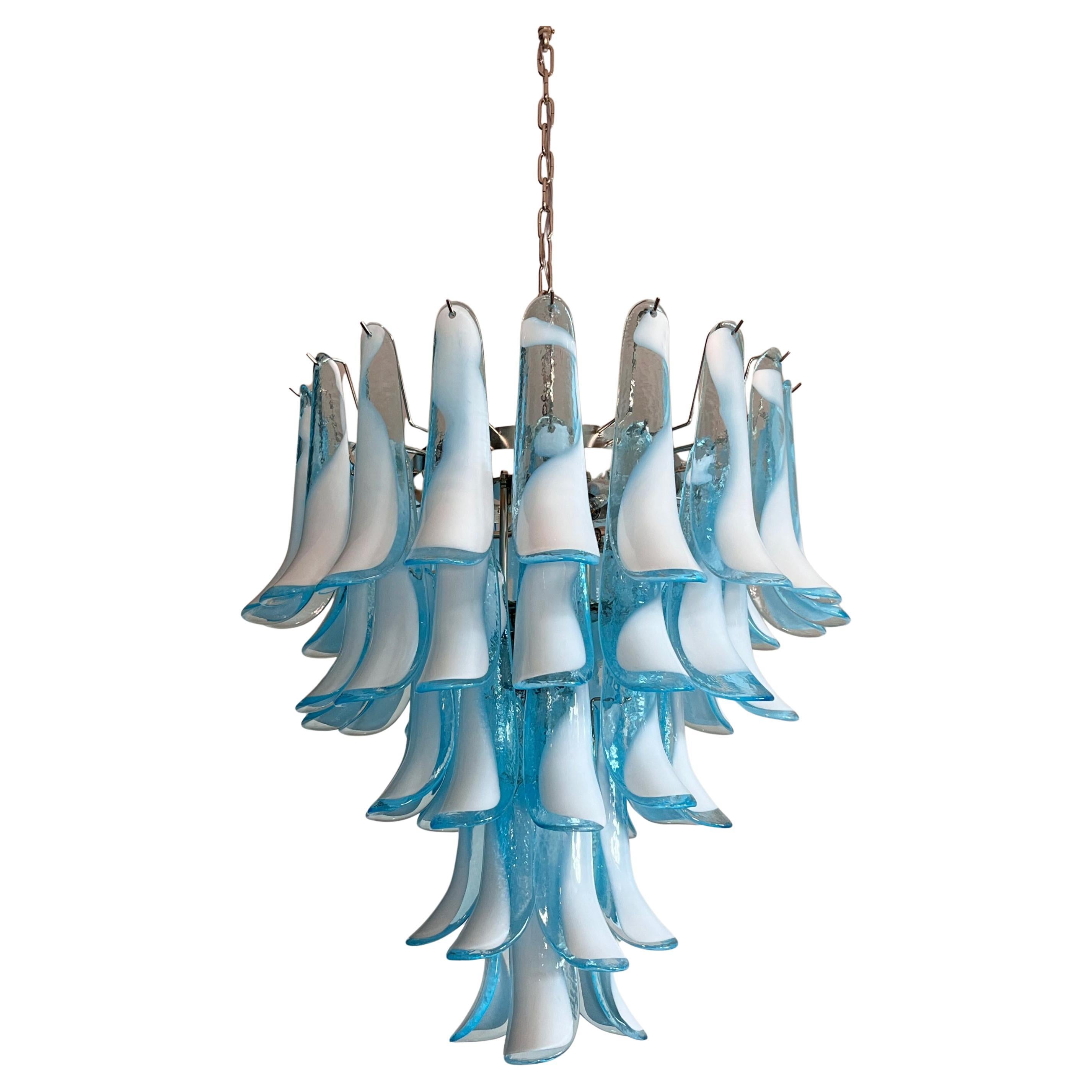 Italian vintage Murano chandelier - 52 BLUE glass petals