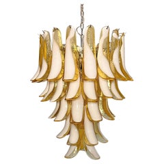 Lampadario vintage italiano di Murano - 52 petali di vetro CARAMELLO