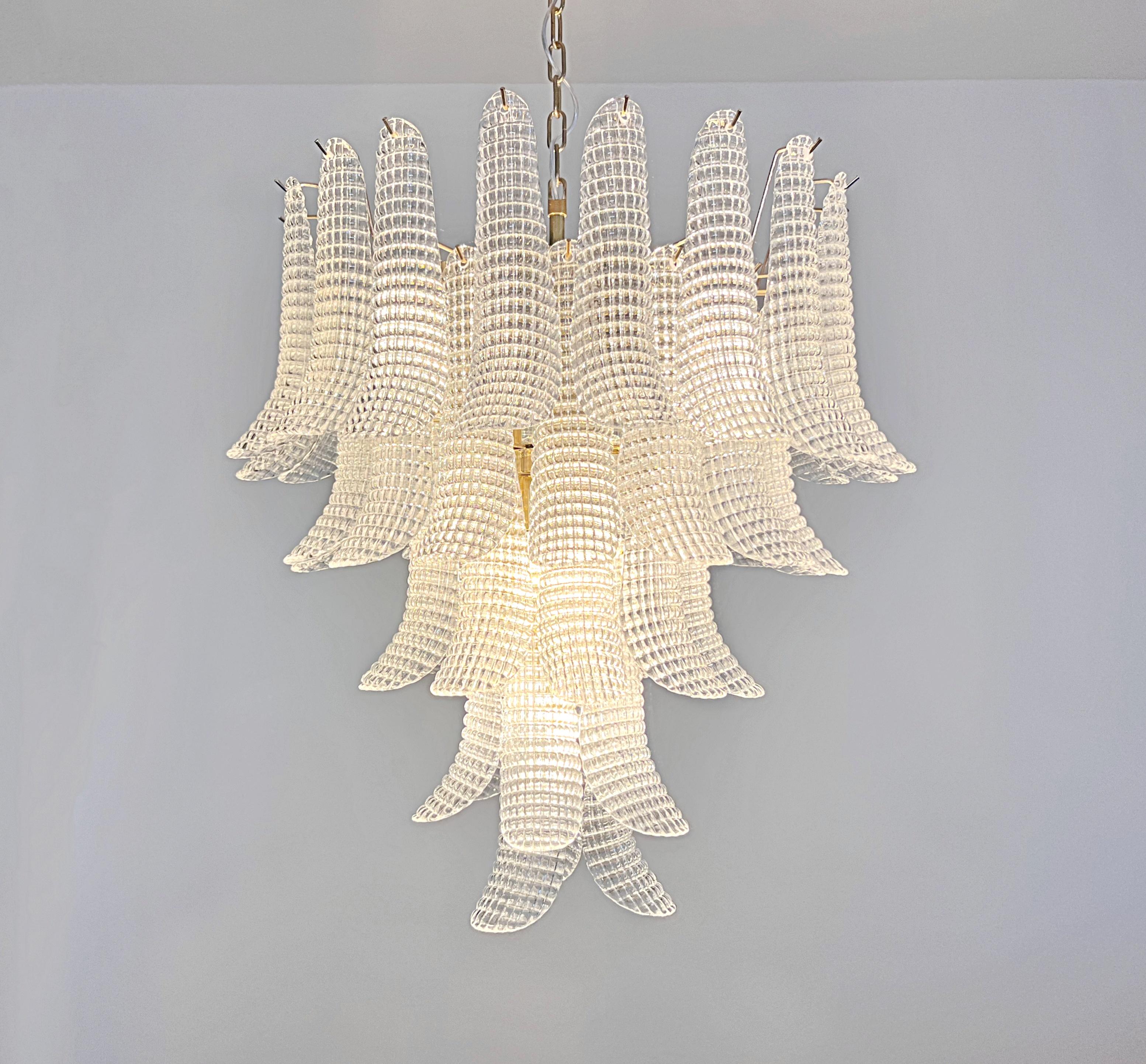 Lampadario vintage italiano di Murano - 52 petali di cristallo in vendita 9