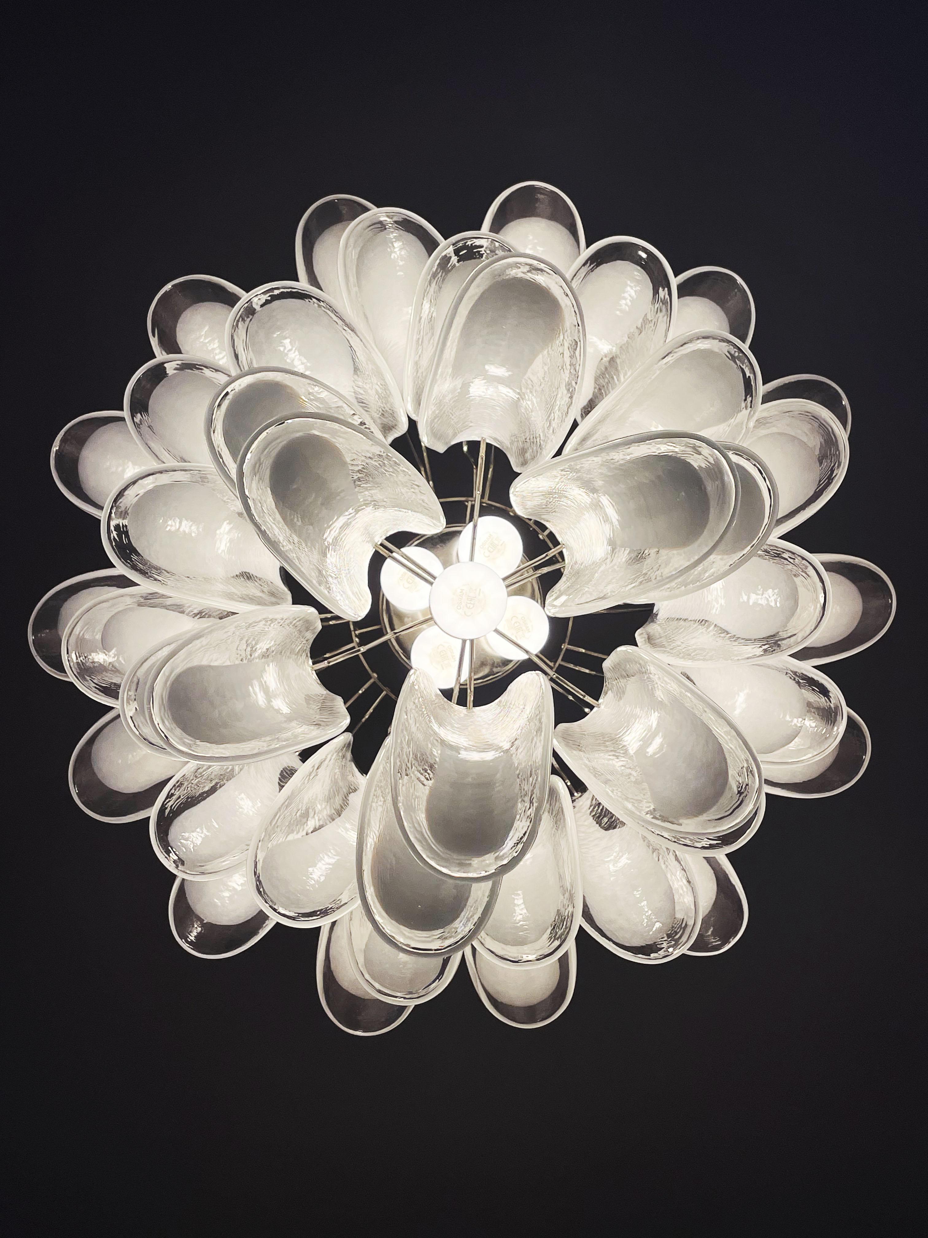 Italian vintage Murano chandelier in the manner of Mazzega - 41 glass petals For Sale 6