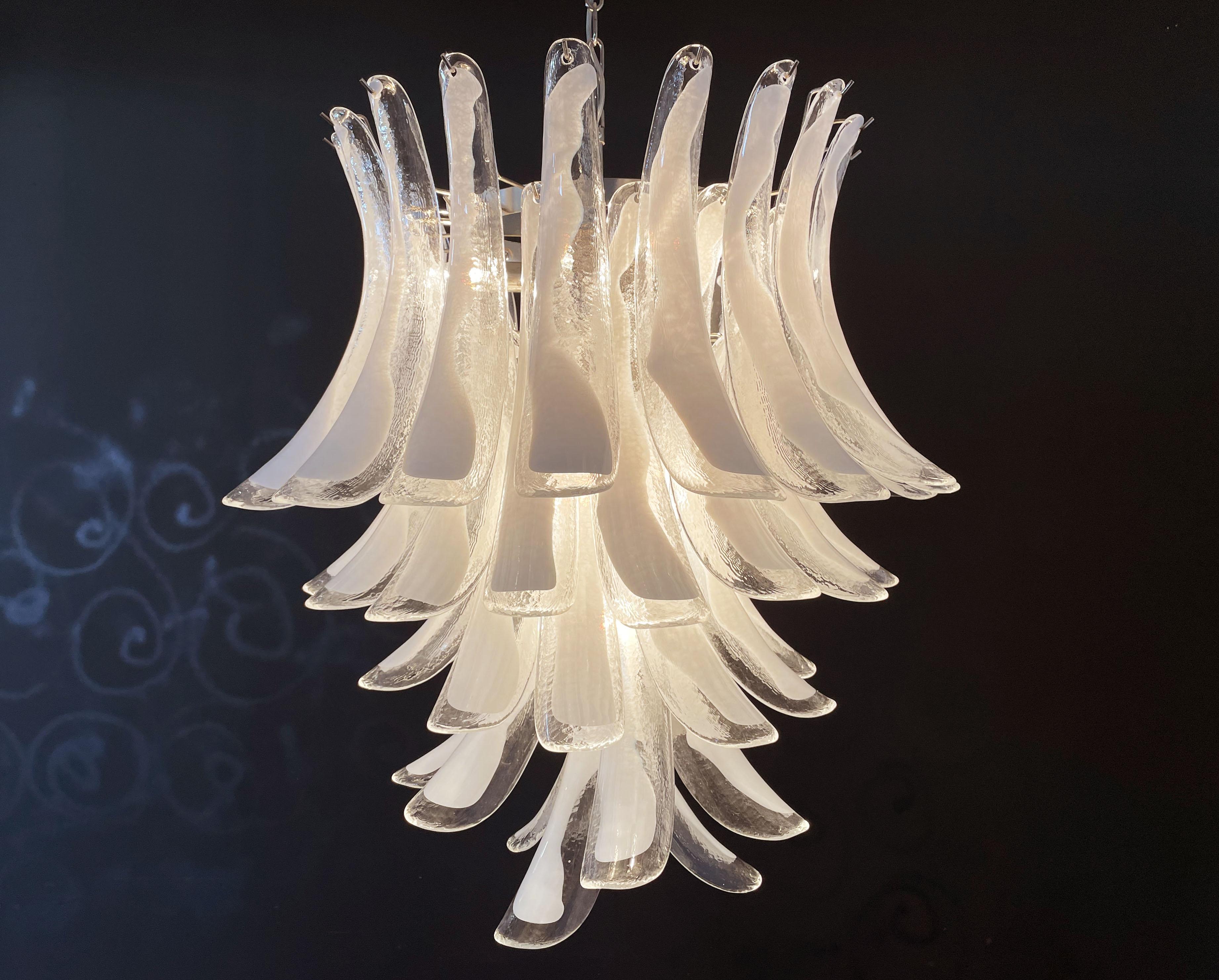 Italian Vintage Murano Chandelier in the Manner of Mazzega, 52 Big Glass Petals For Sale 6