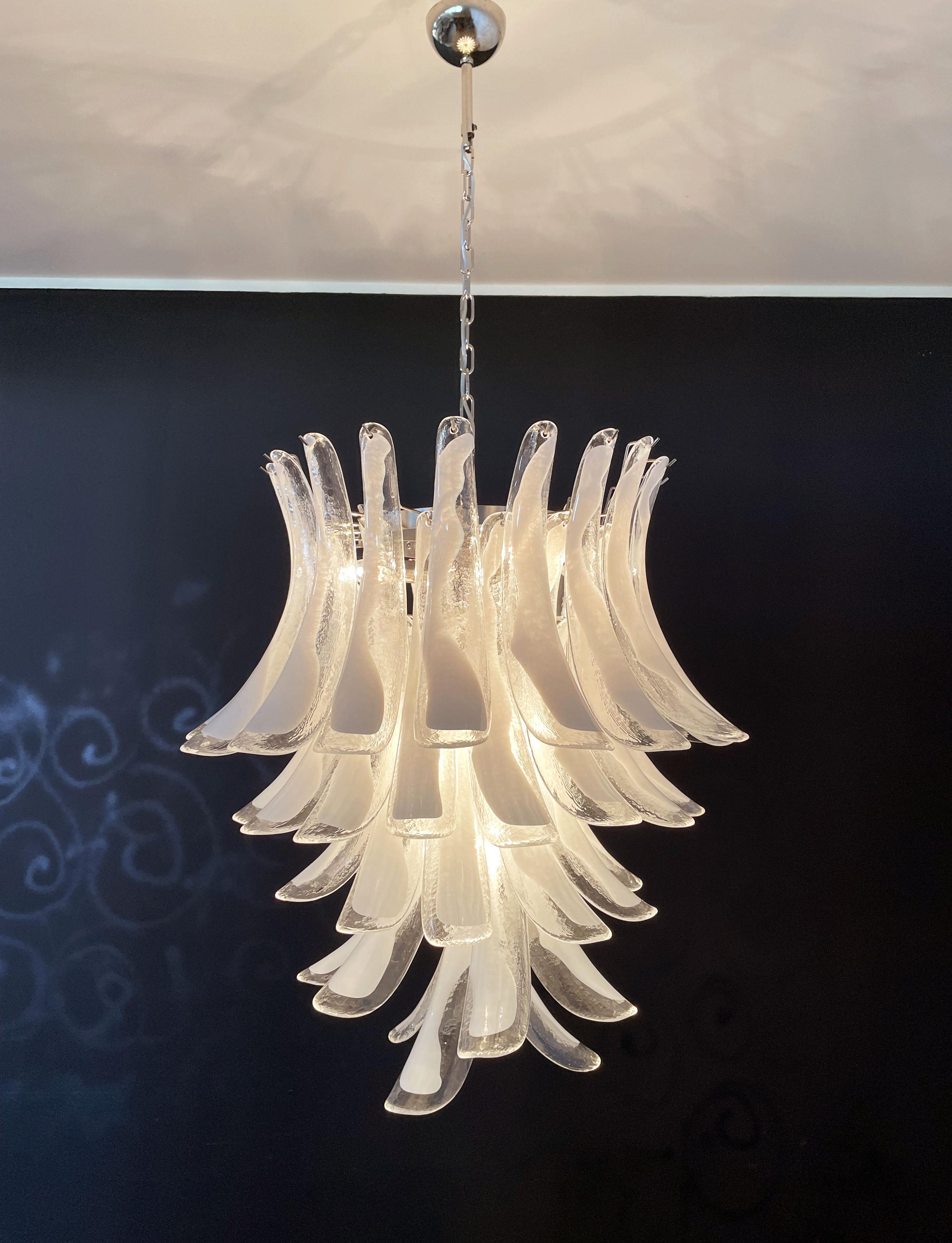 Italian Vintage Murano Chandelier in the Manner of Mazzega, 52 Big Glass Petals For Sale 10