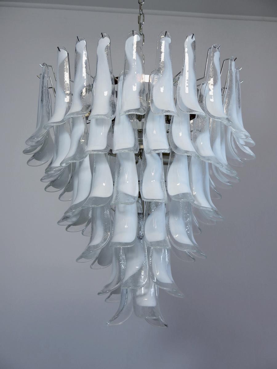 Late 20th Century Italian Vintage Murano Chandelier in the Manner of Mazzega, 75 Glass Petals