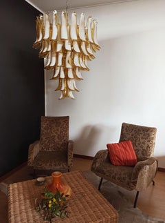 Lampadario vintage italiano di Murano alla maniera di Mazzega - 75 pezzi in vetro CARAMELLO