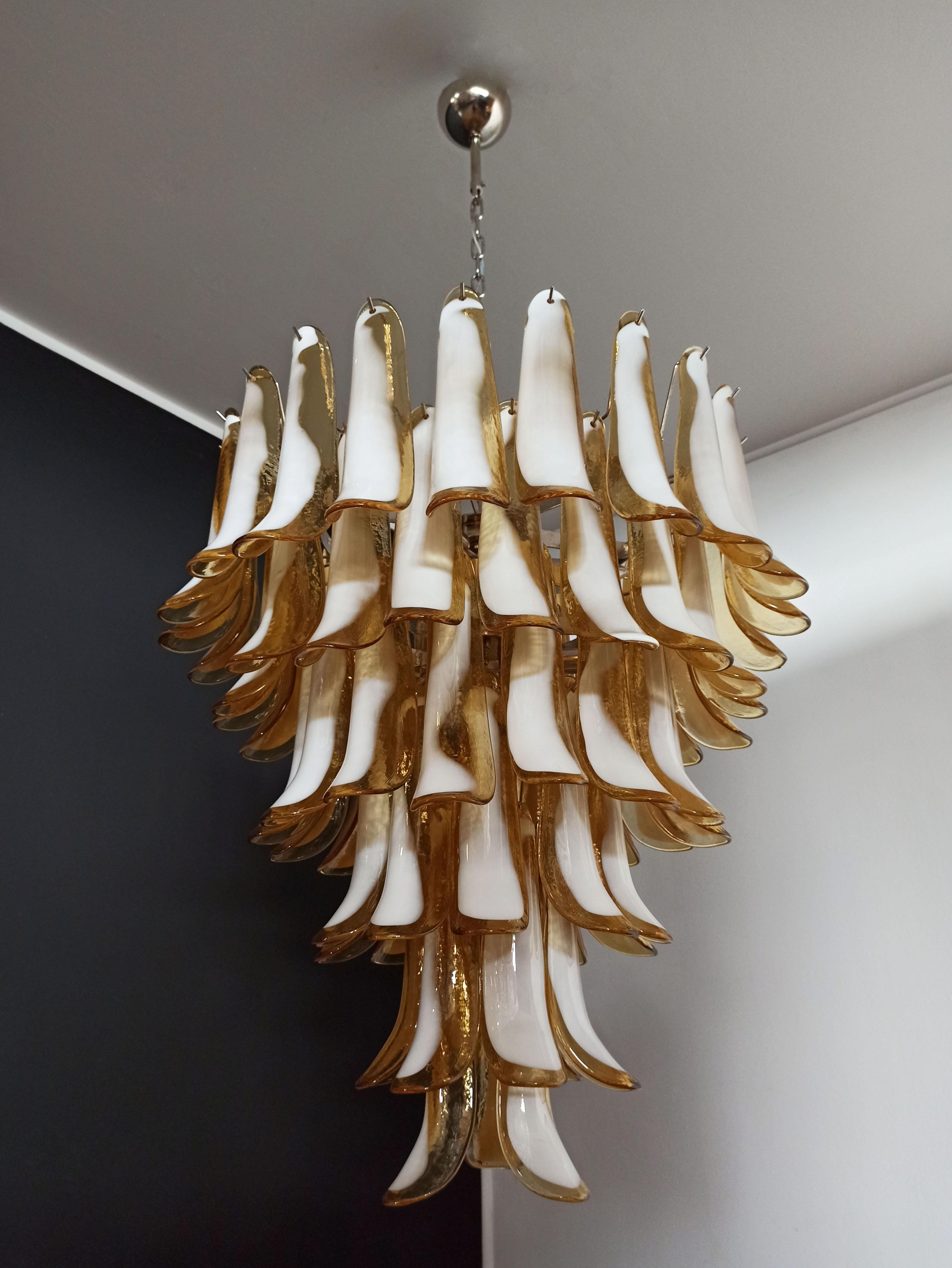 Late 20th Century Italian Vintage Murano Chandelier in the Manner of Mazzega, 75 Caramel Glass Pe For Sale