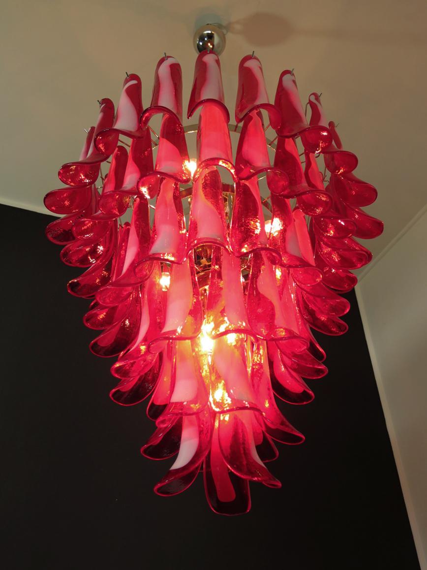 Blown Glass Italian Vintage Murano Chandelier in the Manner of Mazzega, 75 Red Glass Petals For Sale