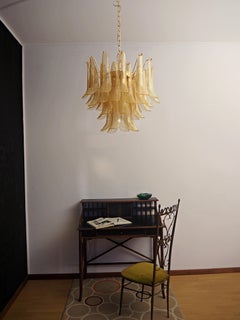 Italian vintage Murano chandelier - Mazzega - 36 GOLD glass petals