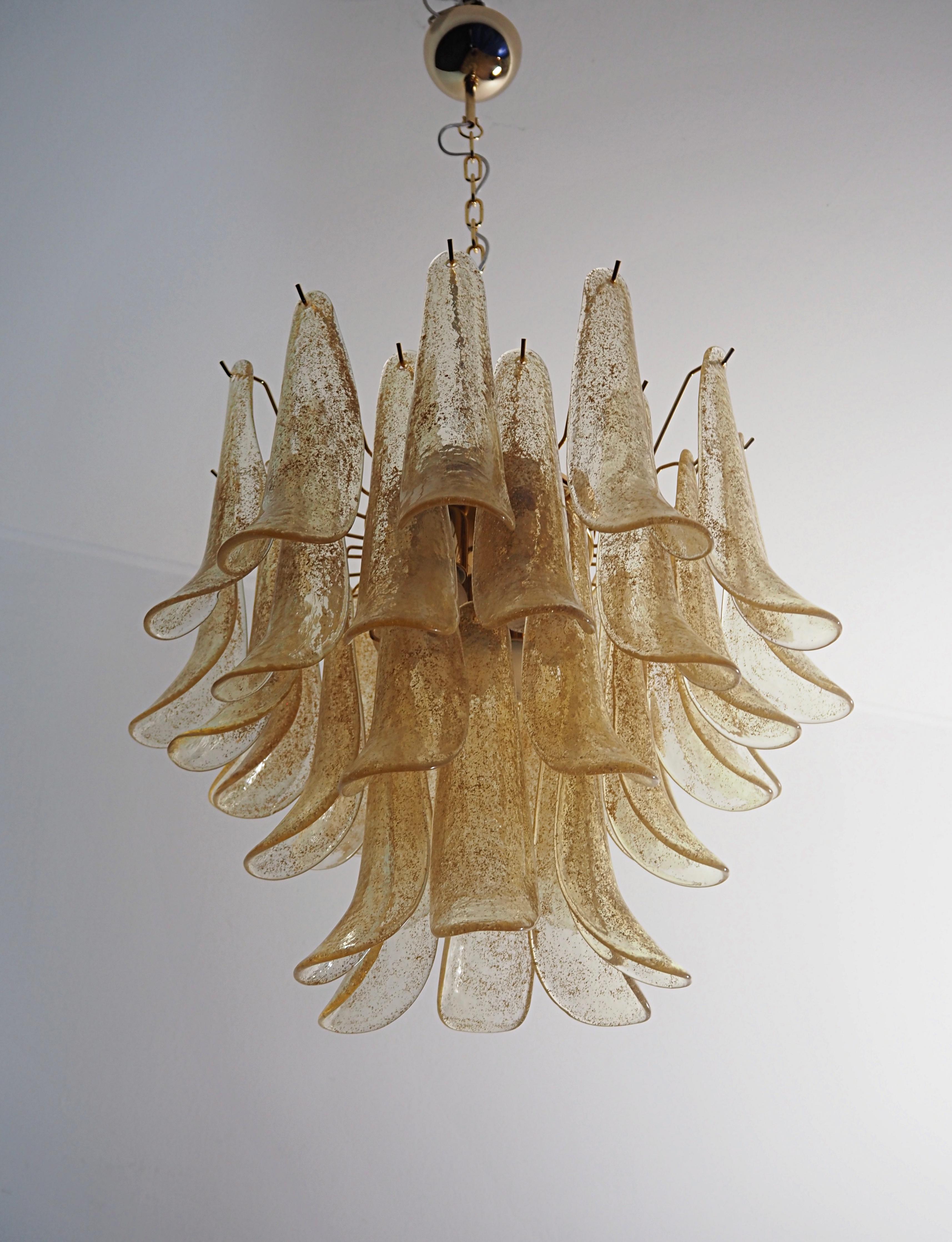 20th Century Italian vintage Murano chandelier - Mazzega - 36 GOLD glass petals For Sale